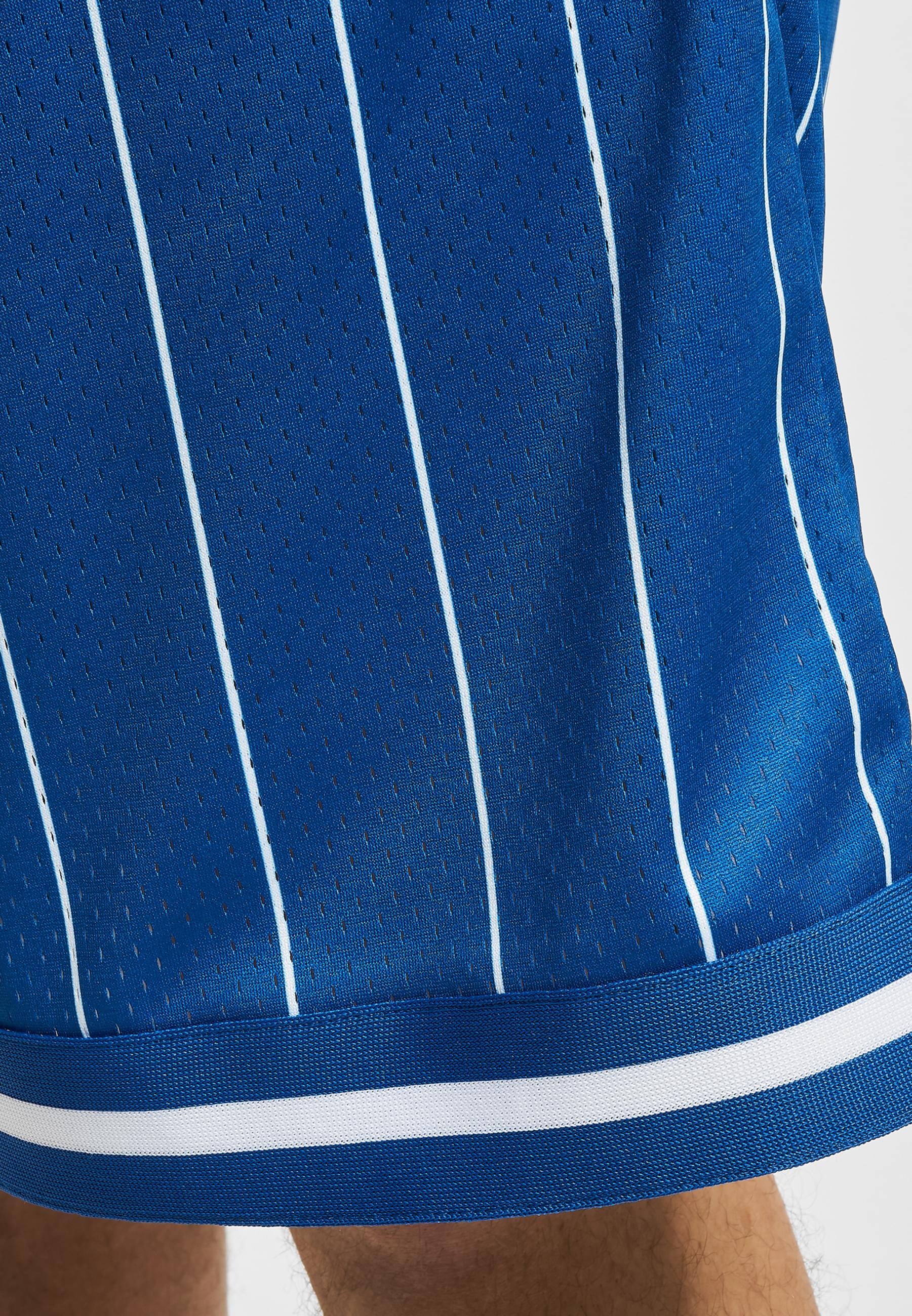 Fubu Shorts »Fubu Herren FM232-013-2 FUBU Retro Pinstripe Shorts«