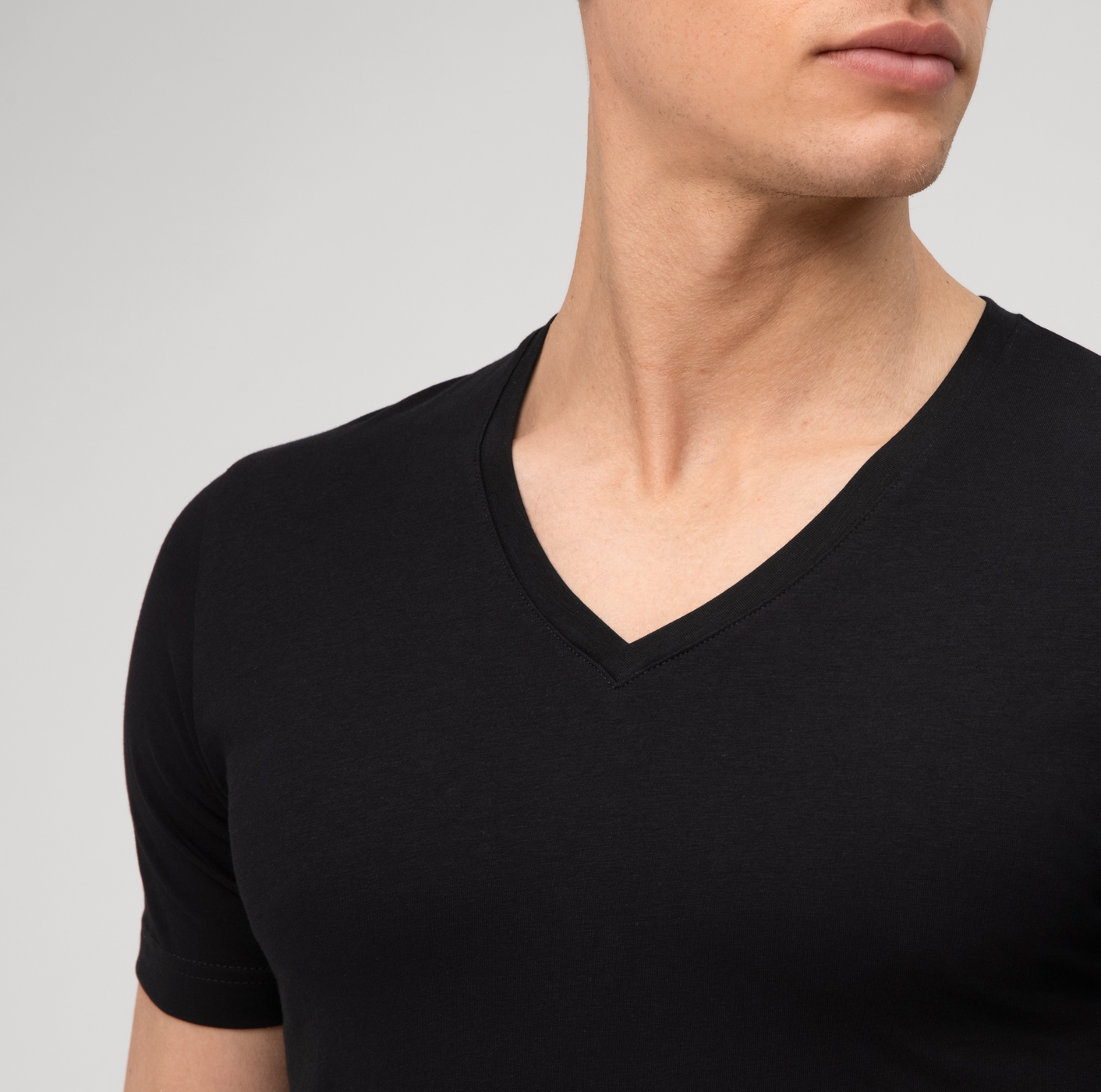 OLYMP T-Shirt »Casual« V-Ausschnitt, Ideal zum Unterziehen