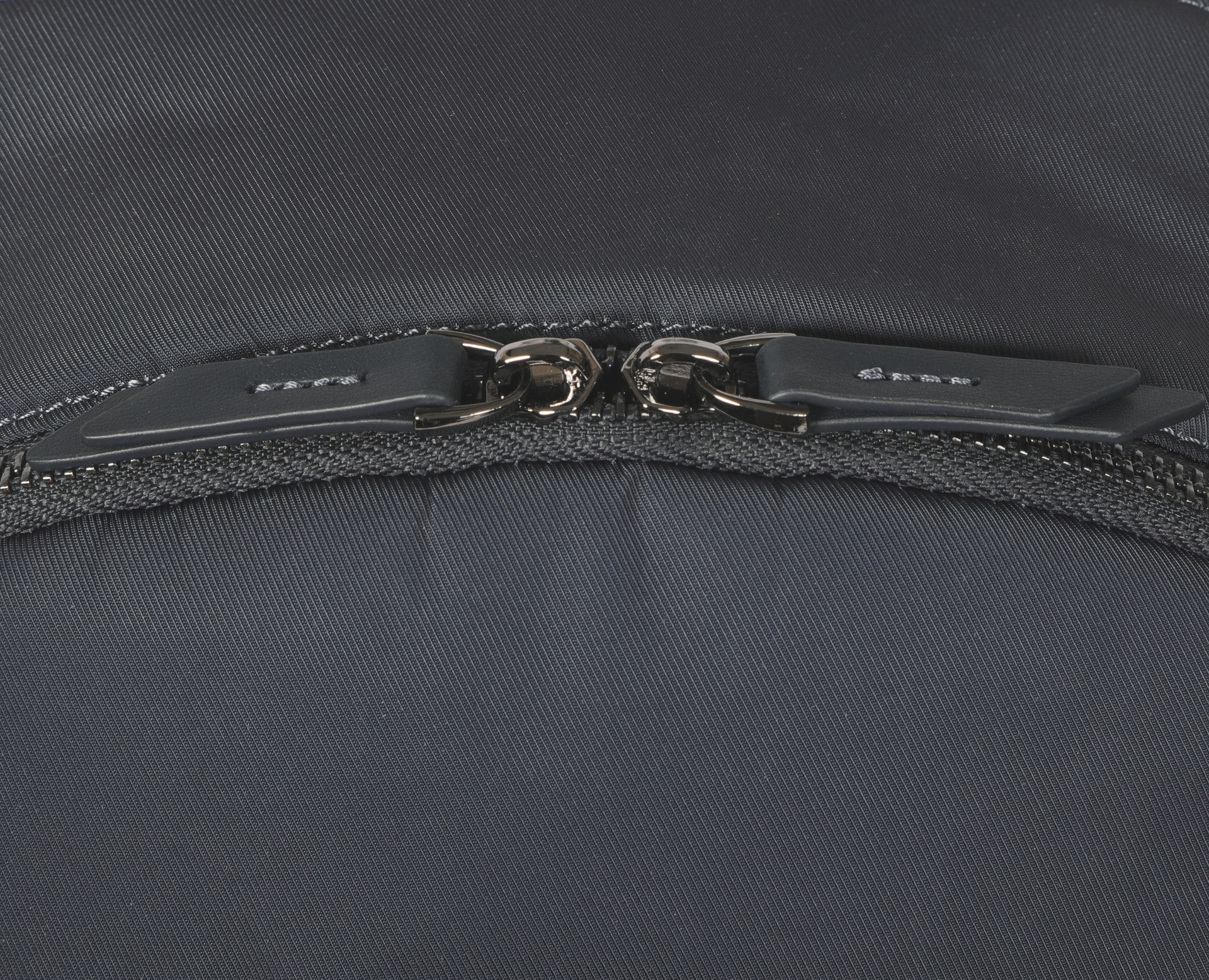 Targus Laptoptasche »Avila 15-16 Backpack«, hochwertige Metallbeschläge