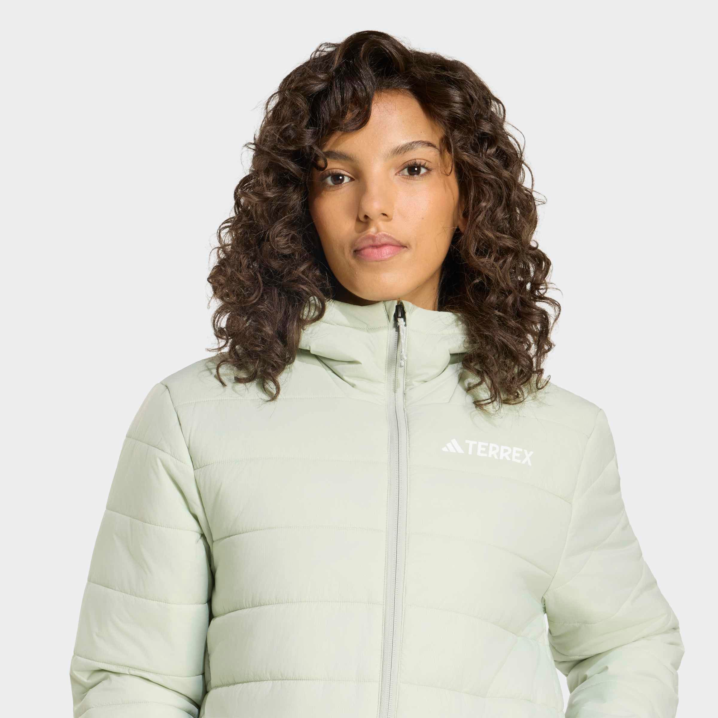 adidas TERREX Steppjacke »MULTI ESSENTIALS CLIMAWARM ISOLIERTE« mit Kapuze wärmend durch Climawarm Technologie, mit Kapuze