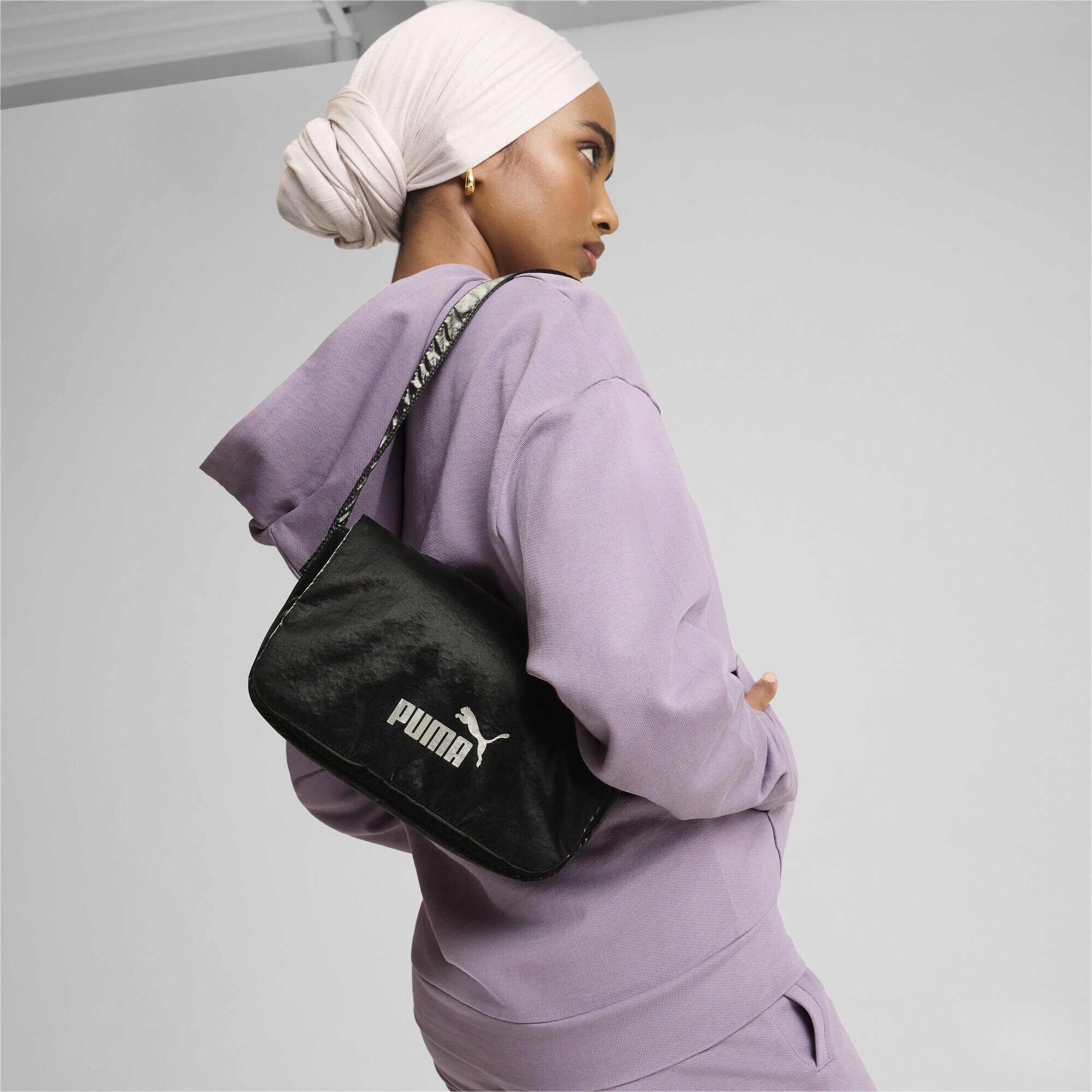 PUMA Handtasche »Core Up Tasche Mädchen und Damen«
