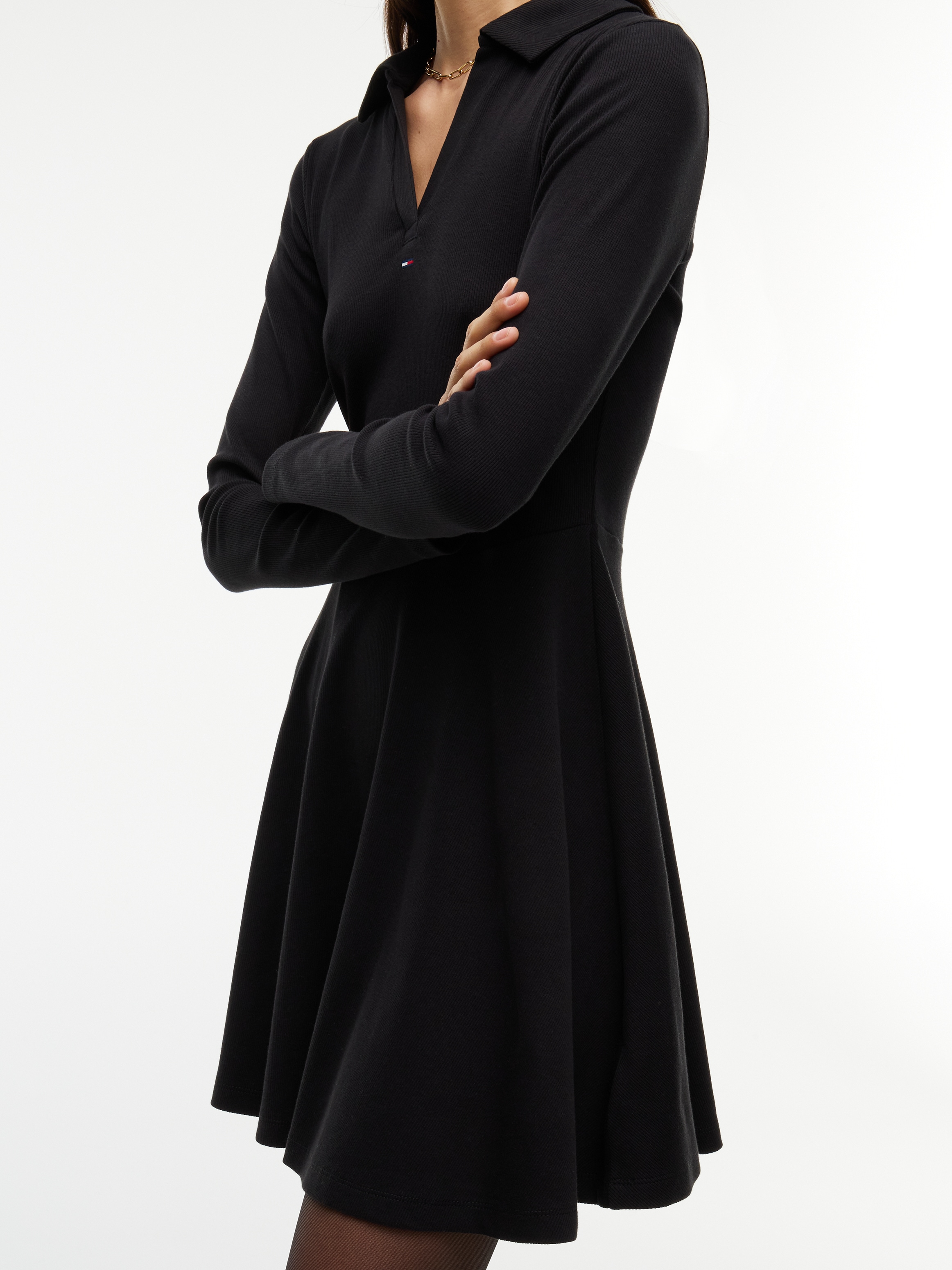 Tommy Jeans Polokleid "TJW RIB FIT & FLARE POLO DRESS" Baumwollmischung, figurbetont, gerippte Struktur, ausgestellte Form