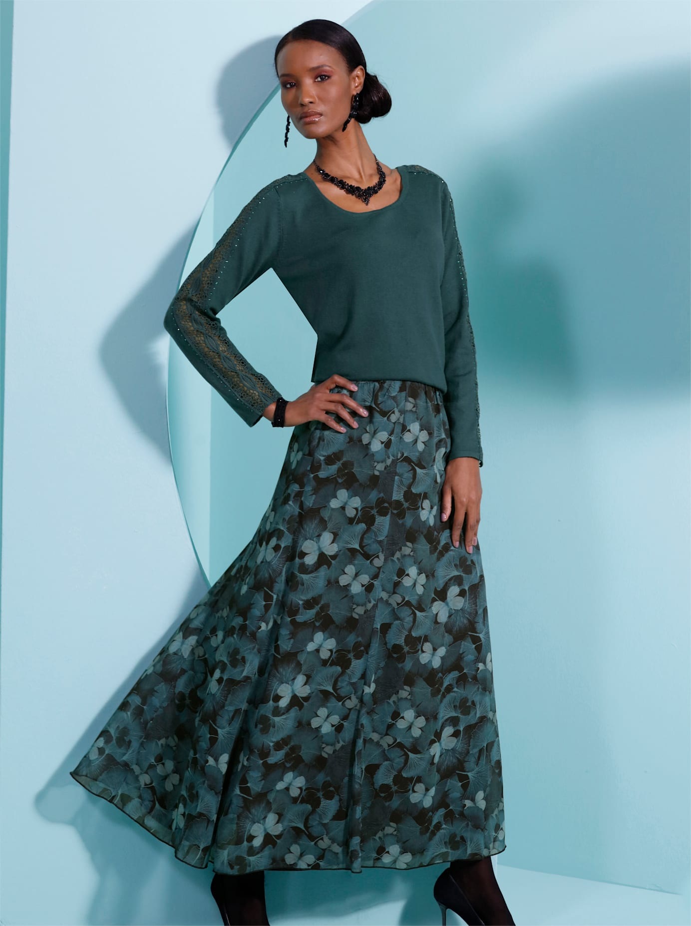 Creation L Women's A-Line Maxi Skirt Blue/Multicolor Size 21 3