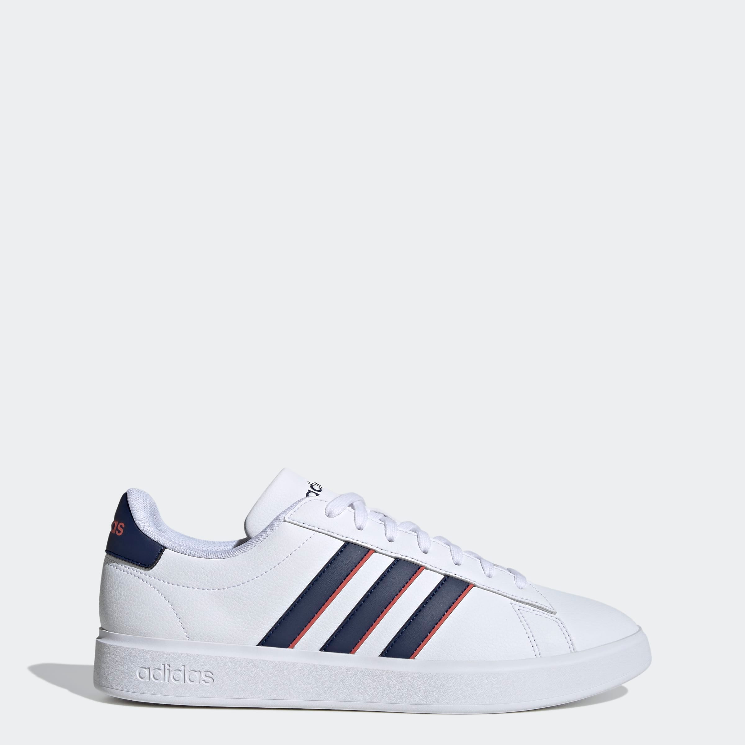 adidas Sportswear Sneaker »GRAND COURT CLOUDFOAM COMFORT«, Design auf den Spuren des adidas Superstar