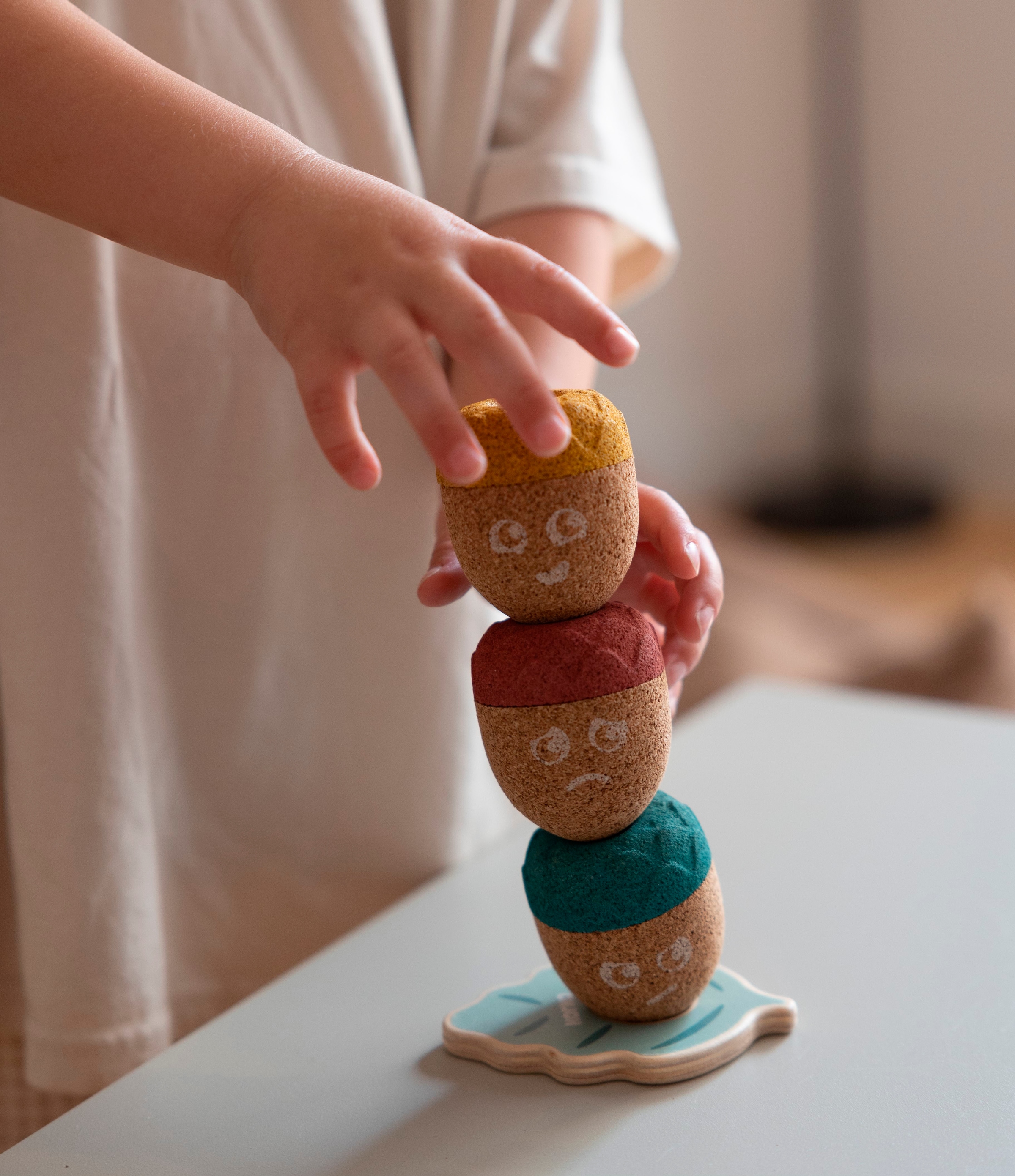 KORKO Stapelspielzeug »Magical Mood Acorns«, Made in Europe