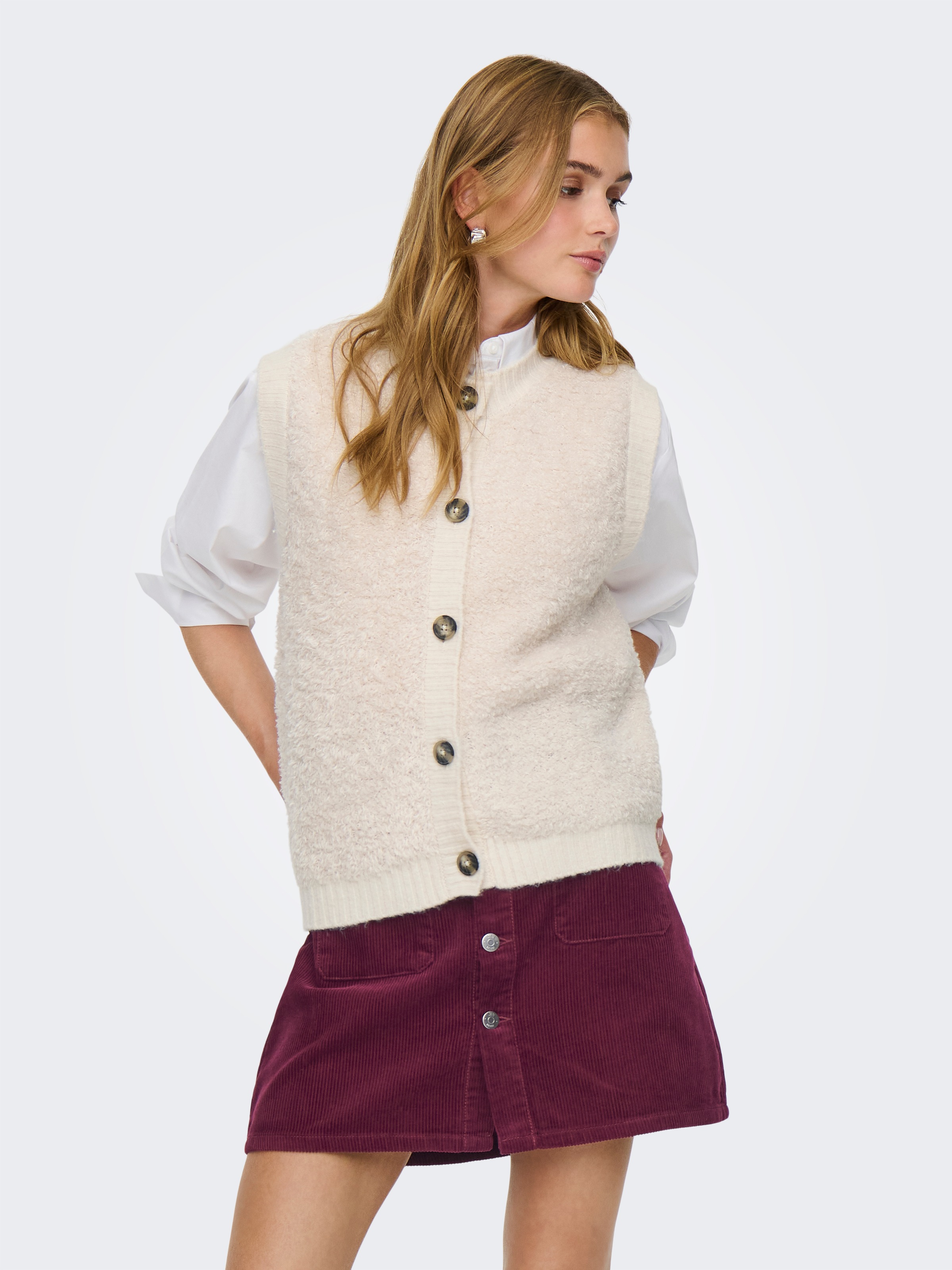 JDY Strickweste "JDYEIRA LIFE S/L O-NECK BUTTON VEST KNT" günstig online kaufen