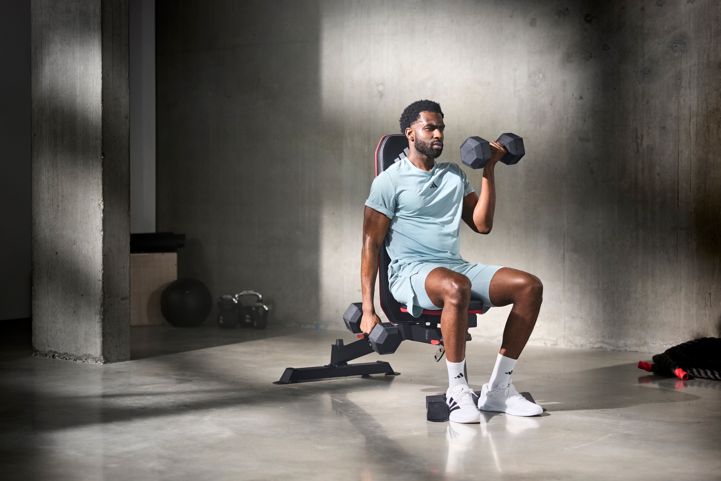 adidas Performance Hantelbank »adidas Utility Bench 3-in-1 Hantelbank« 3-in-1-Bank, 8-fach verstellbar, 180 kg belastbar & mobil