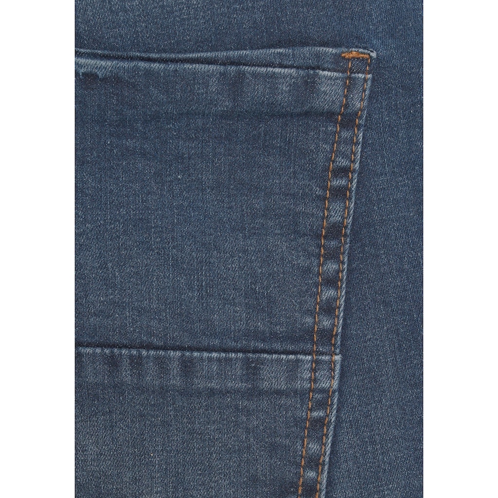 H.I.S Jeansshorts »DEYO«, wassersparende Produktion durch OZON WASH