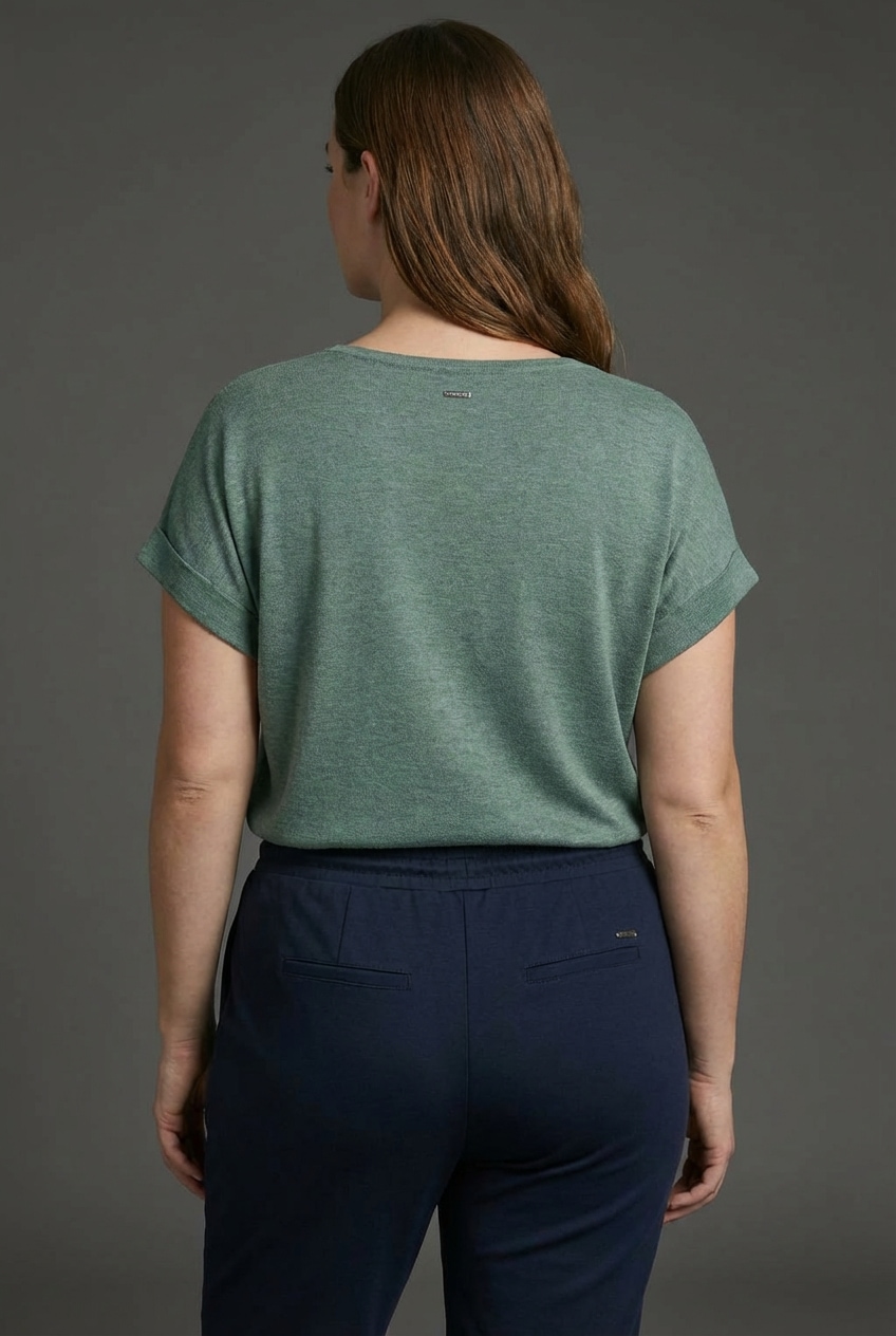 Laura Scott CURVE V-Ausschnitt-Pullover »in Shirt-Form für den Sommer« sommerlicher Feinstrick mit figurschmeichelnder Passform