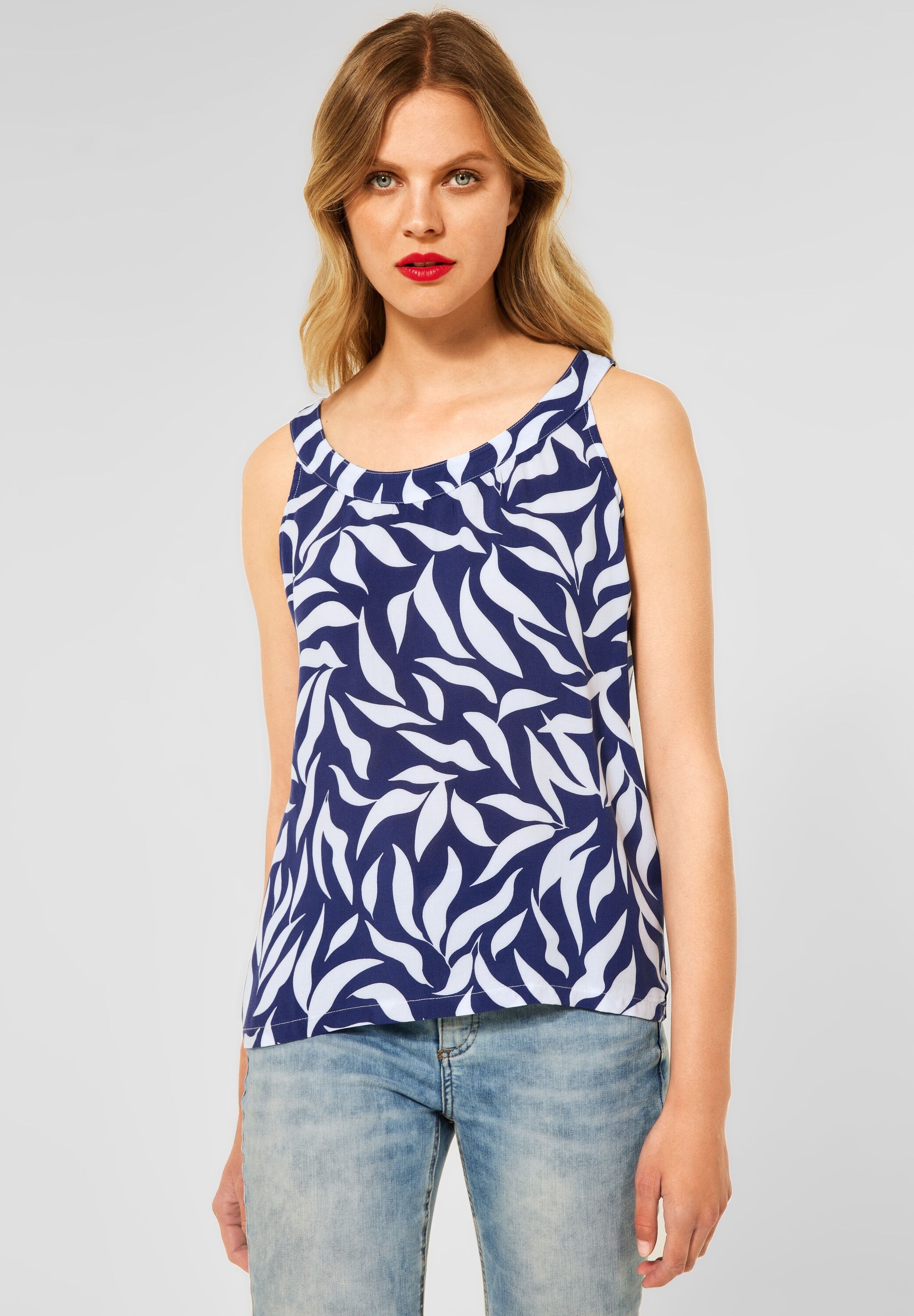 STREET ONE Blusentop Mit Print - Damen Sommerbluse Mit V-Ausschnitt & Frills