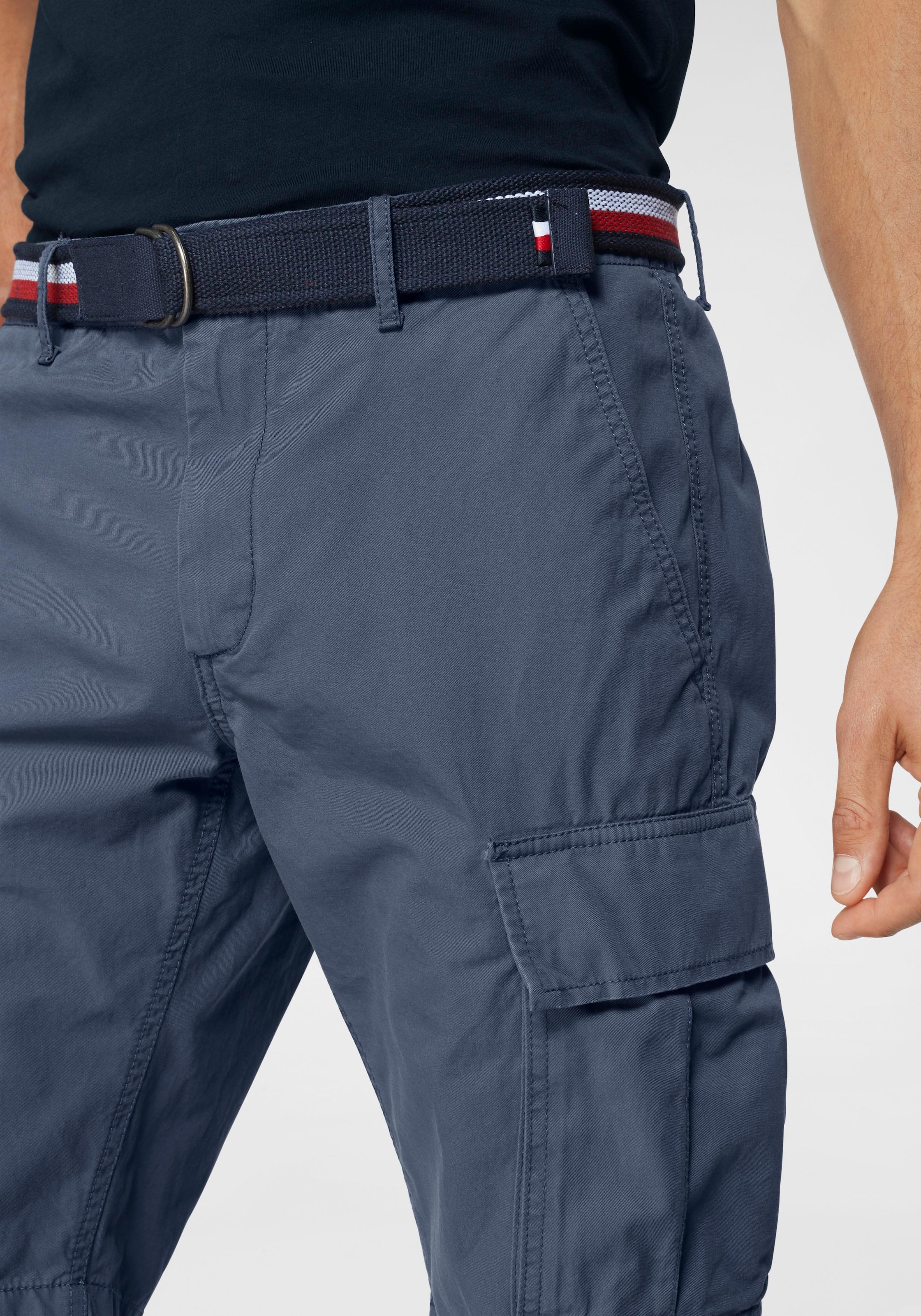 Tommy Hilfiger Cargoshorts »JOHN CARGO SHORT LT TWILL BELT«, (Set, 2 tlg., mit Gürtel)