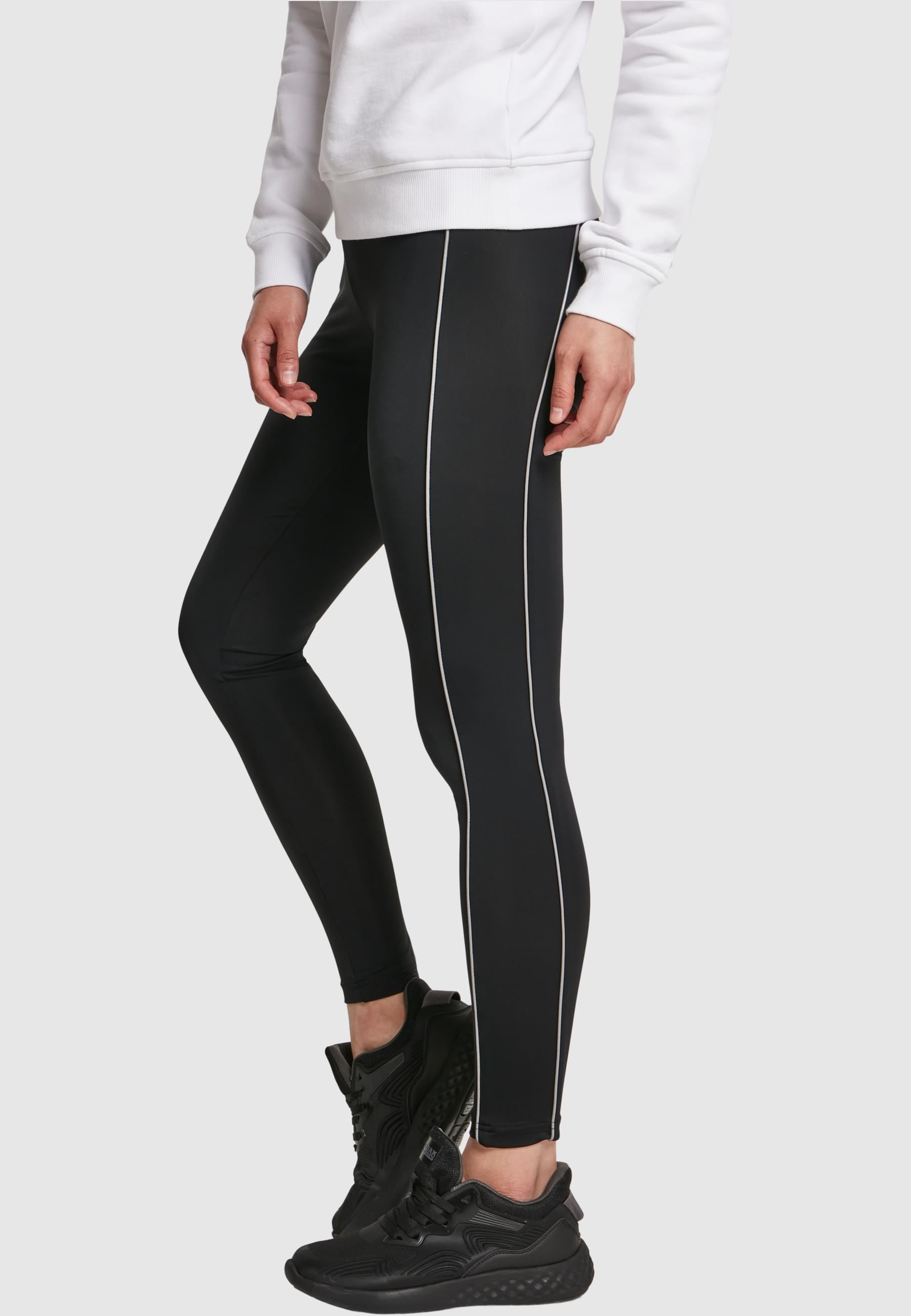 URBAN CLASSICS Leggings »Urban Classics Damen Ladies High Waist Reflective Leggins«, (1 tlg.)