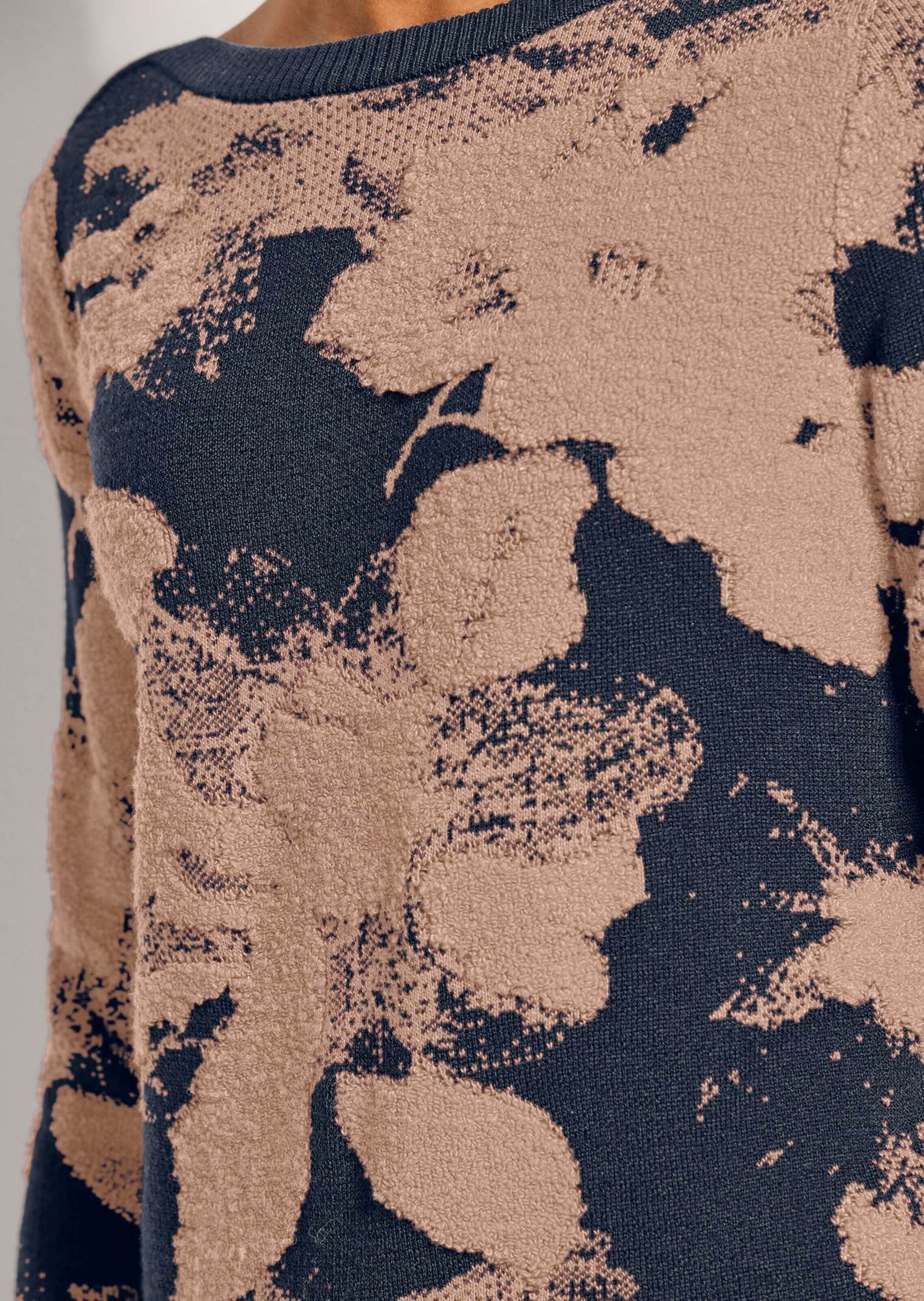 MADELEINE Longpullover »Stricktop Jacquardpullover mit Druck, Langarm«