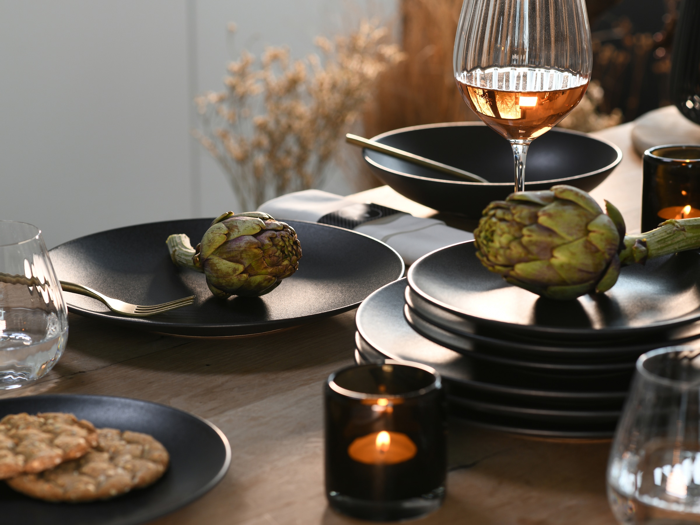 CreaTable Kombiservice »Soft Touch, Geschirr-Set, 24-tlg.« Matte Spezialglasur, Schwarz-Grau-Farbton