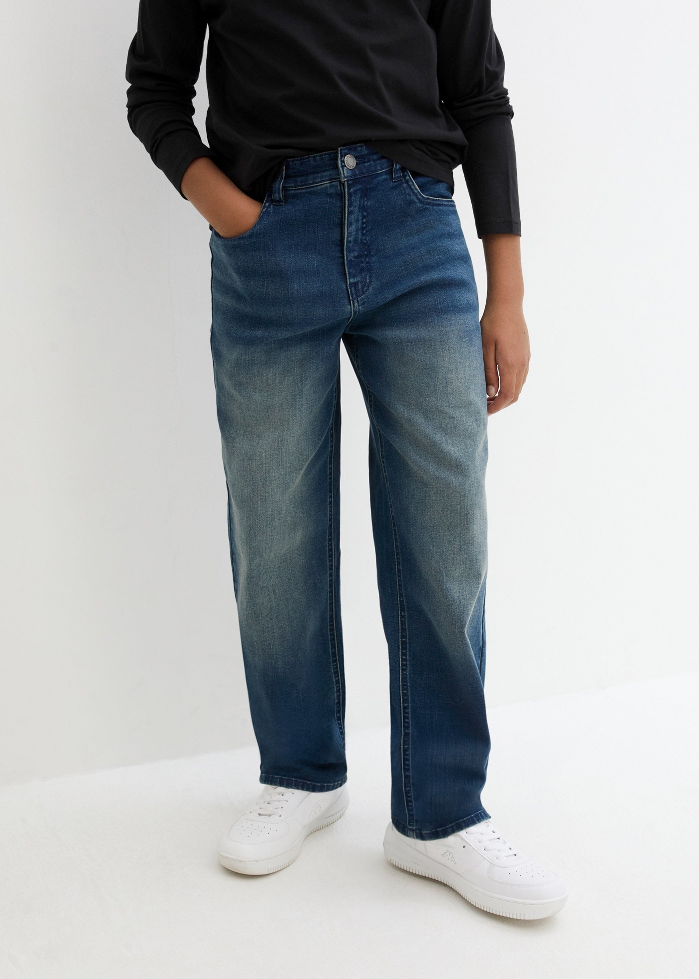 bonprix Loose-fit-Jeans 1 tlg. Loose-fit, weites Bein, mit vier Taschen, überwiegend aus Baumwolle