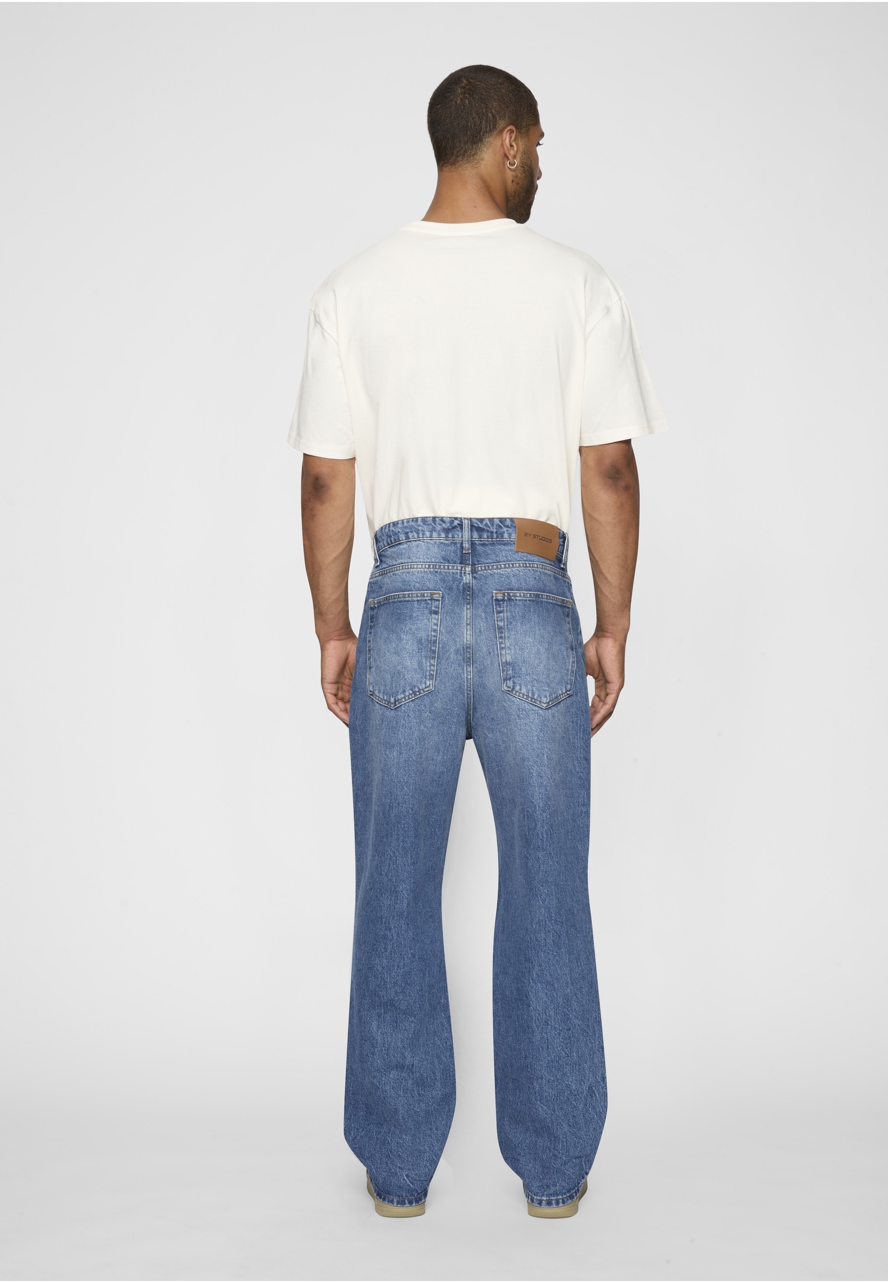 2Y Studios Anduin Ripped Baggy Jeans 9