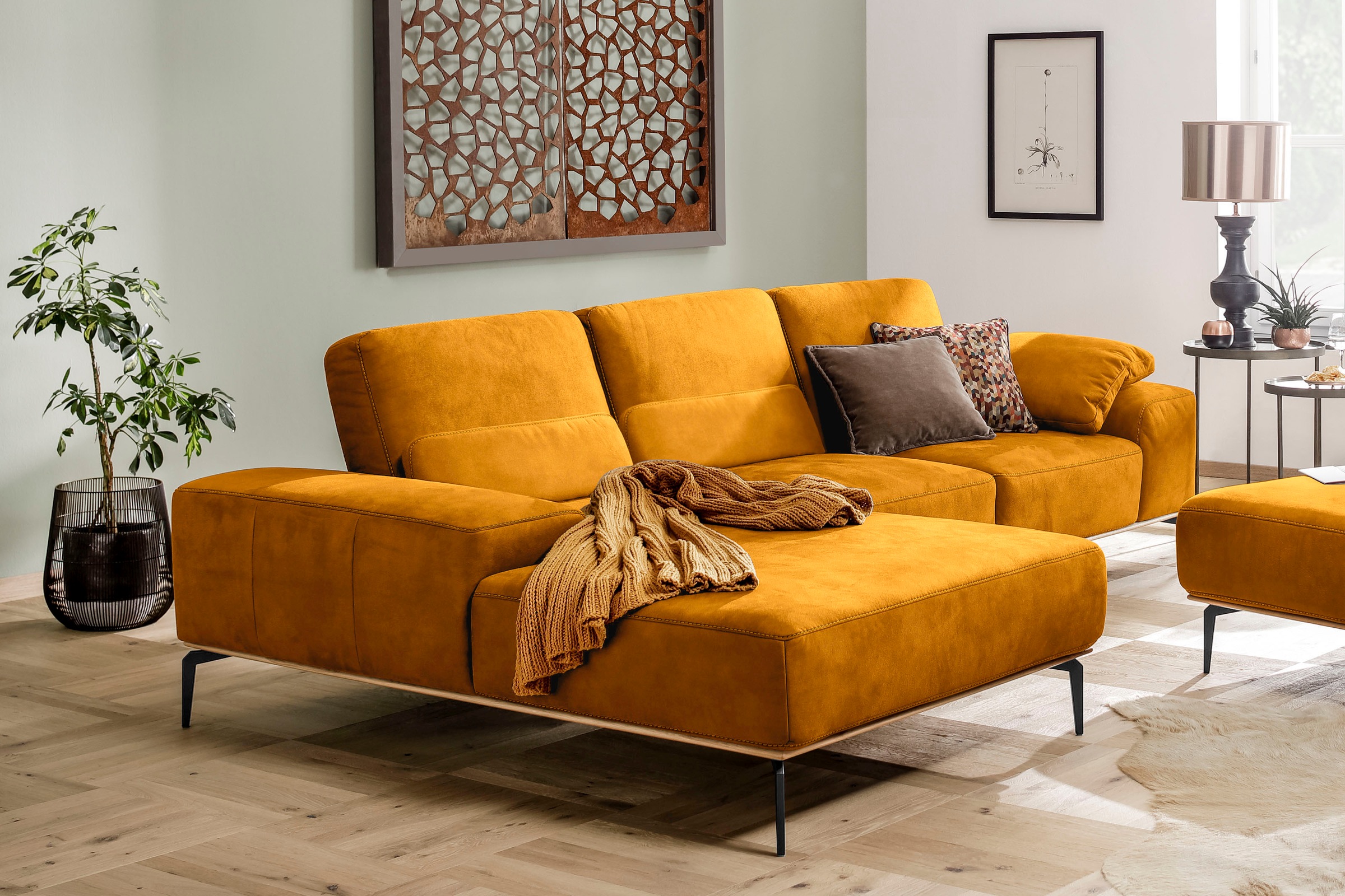 W.SCHILLIG Ecksofa "run, Designsofa mit tollem Sitzkomfort, bequem, L-Form" mit Holzsockel, Füße in Schwarz pulverbeschichtet, Breite 299 cm