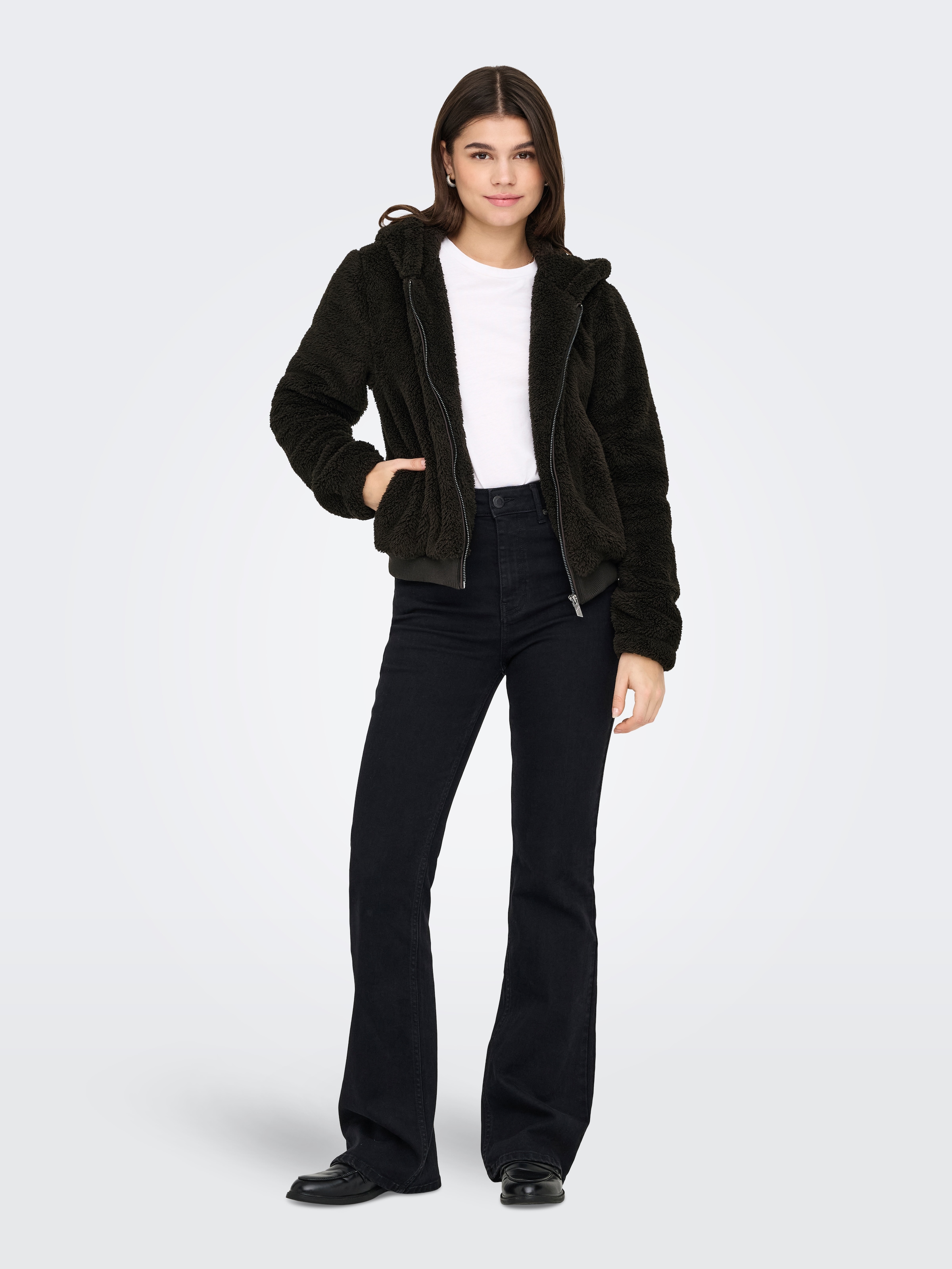 ONLY Kapuzenplüschjacke »ONLNEWANNA CONTACT SHERPA JKT OTW NOOS«, mit Kapuze