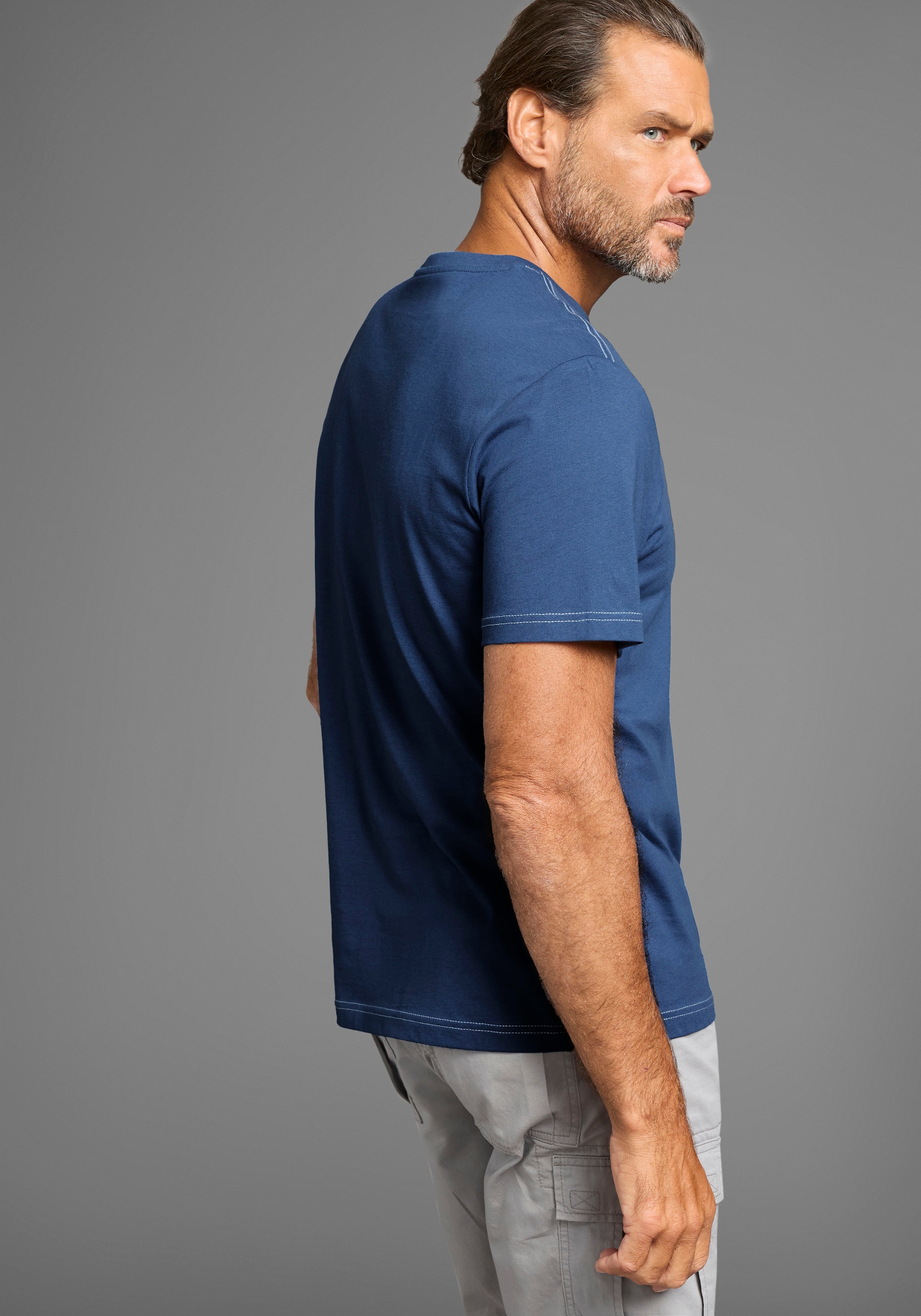 Man's World T-Shirt, mit Kontrastnähten und funktionaler Brusttasche