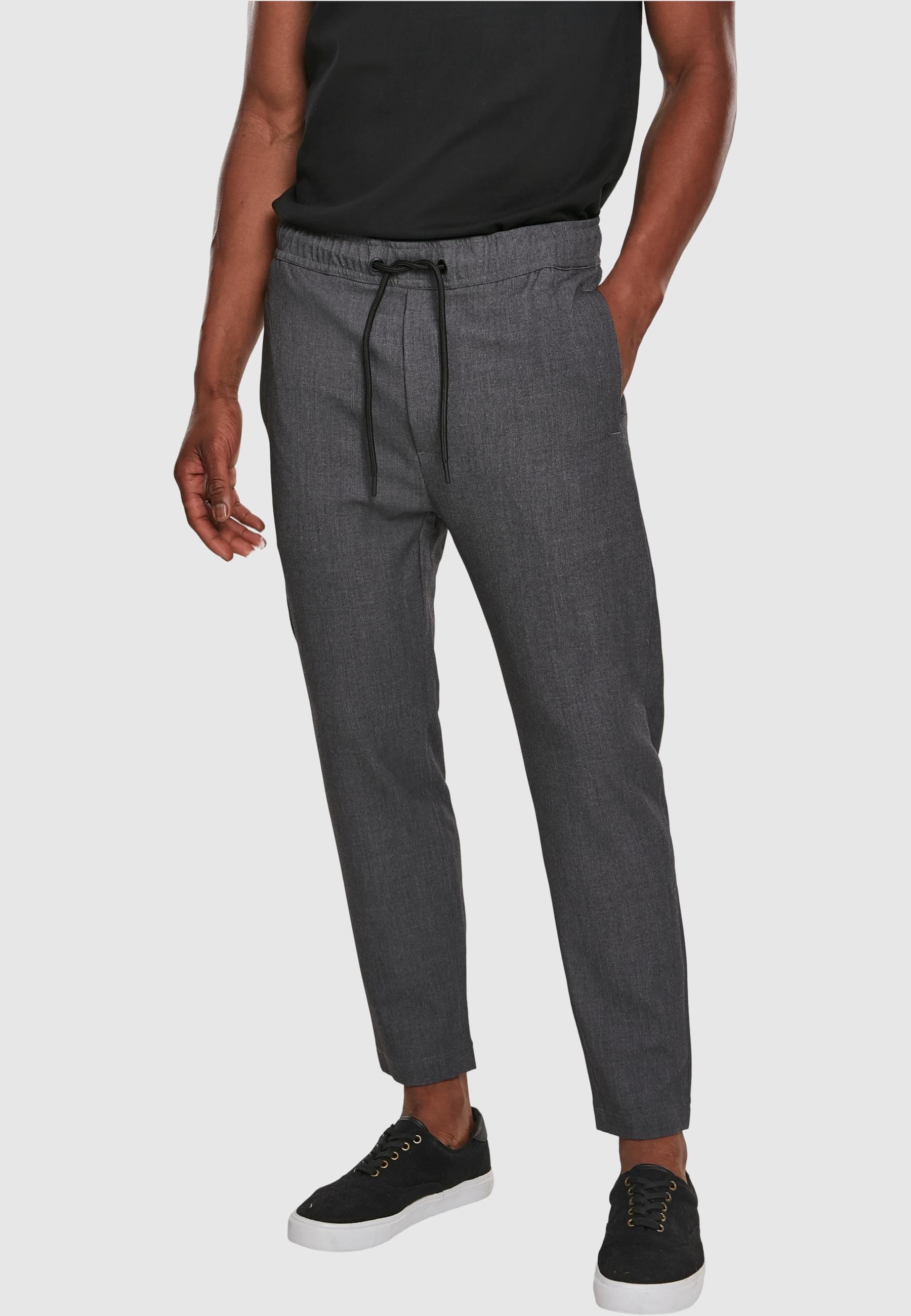 URBAN CLASSICS Jogginghose »Urban Classics Herren Comfort Cropped Pants«, (1 tlg.)