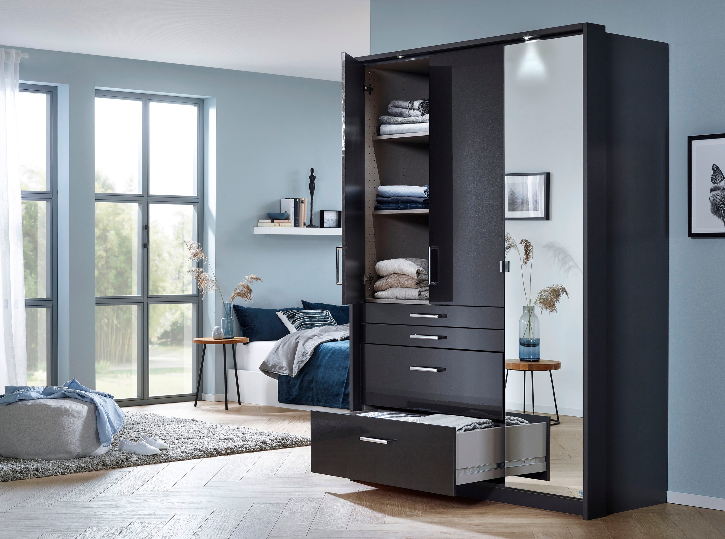 rauch Drehtürenschrank »Kleiderschrank Schrank Garderobe Garderobenschrank Topseller HOMBURG«, inkl. Passepartout, oberer Schubkasten mit Einteilung MADE IN GERMANY