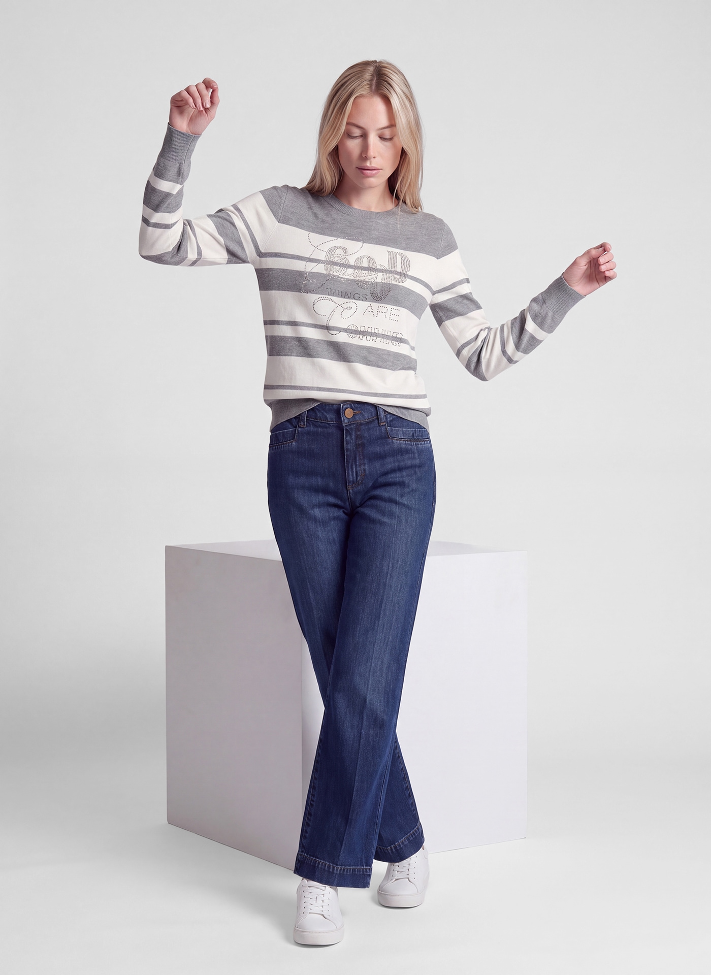 Rabe Strickpullover im Streifen-Look und mit Glitzersteinen