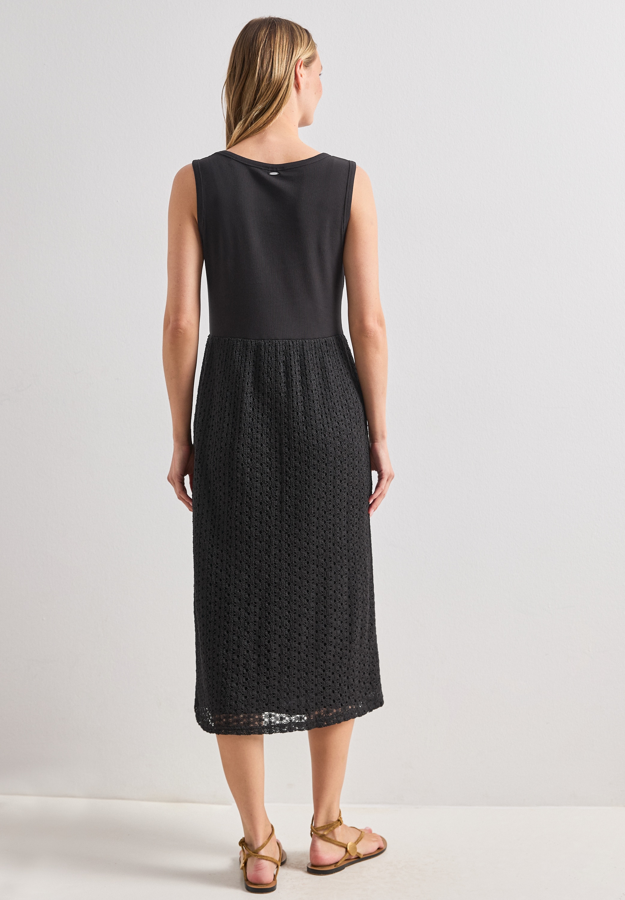 STREET ONE Midikleid Ohne Taschen in Unifarbe