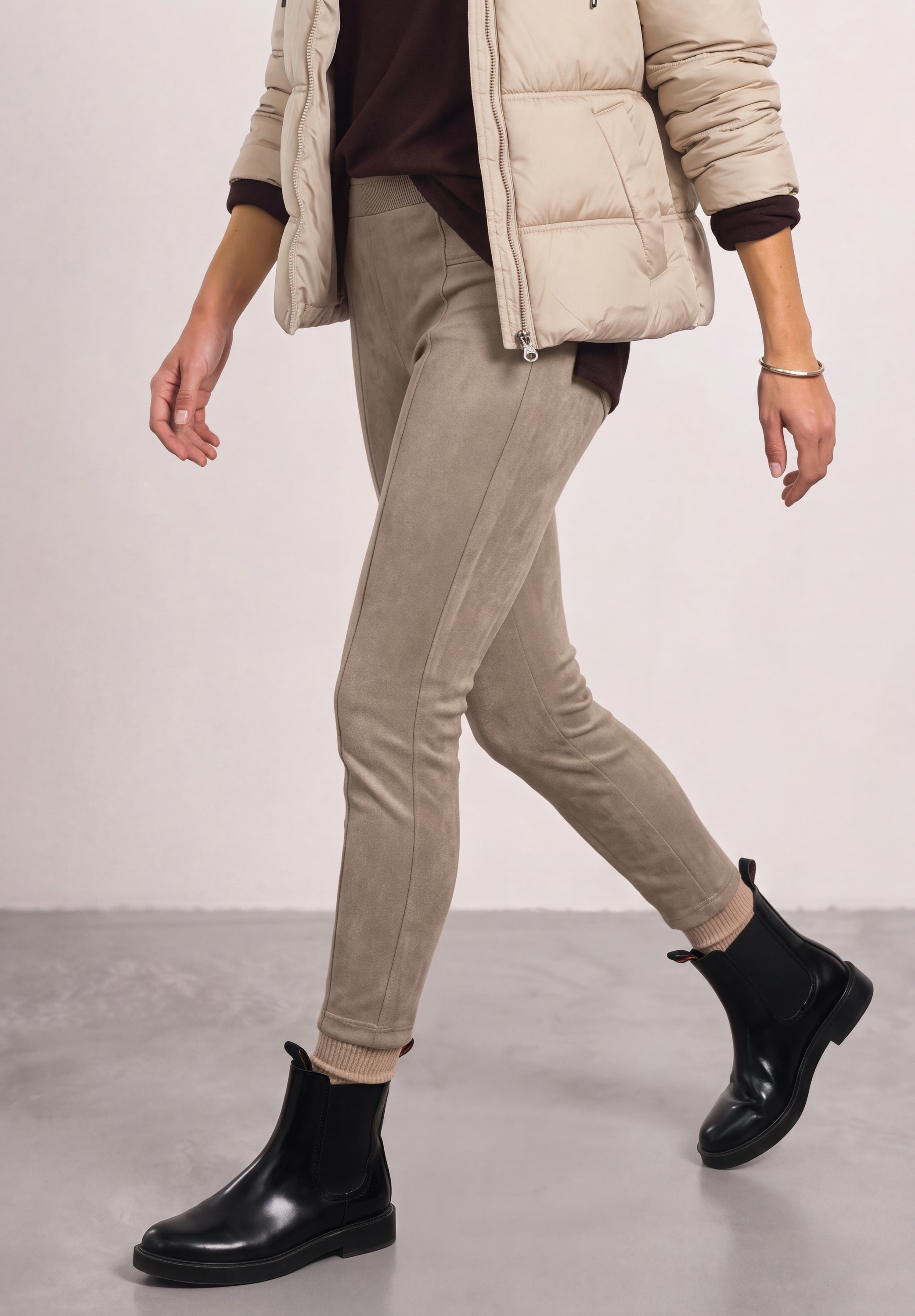 STREET ONE Stoffhose »Style Hope«  Skinny Leg Hose aus Velours