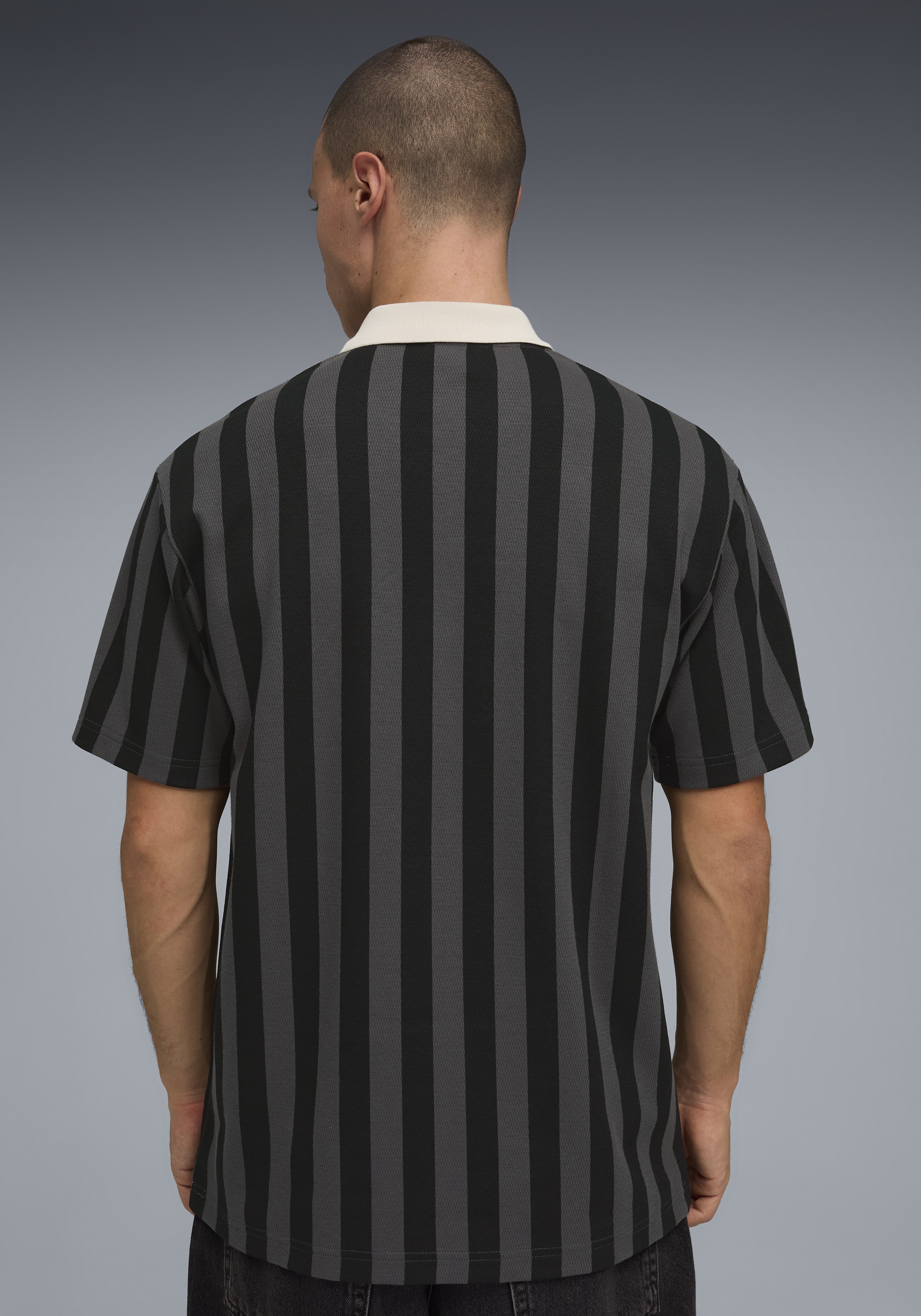 PUMA T-Shirt "CLASS RELAXED PINNACLE POLO" Kurzarm-Design, Rundhalsausschni günstig online kaufen