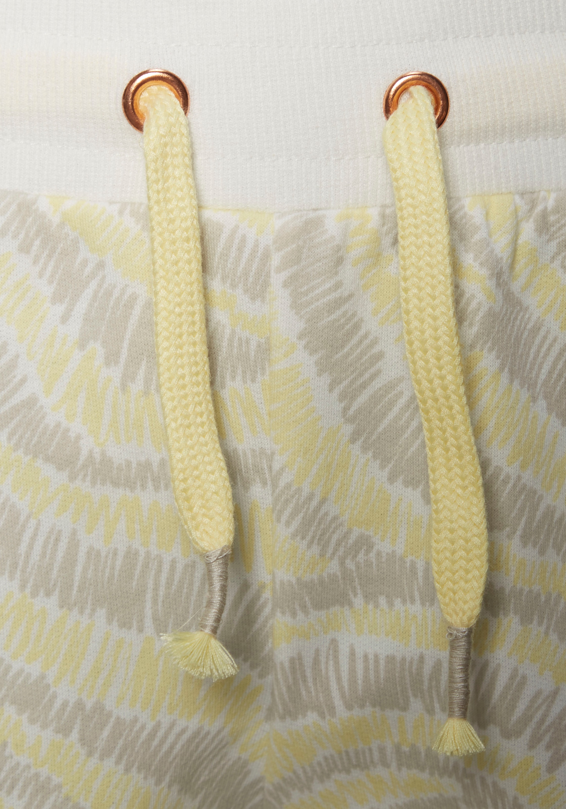 LASCANA Relaxshorts, mit seitlichen Eingrifftaschen, Loungeanzug