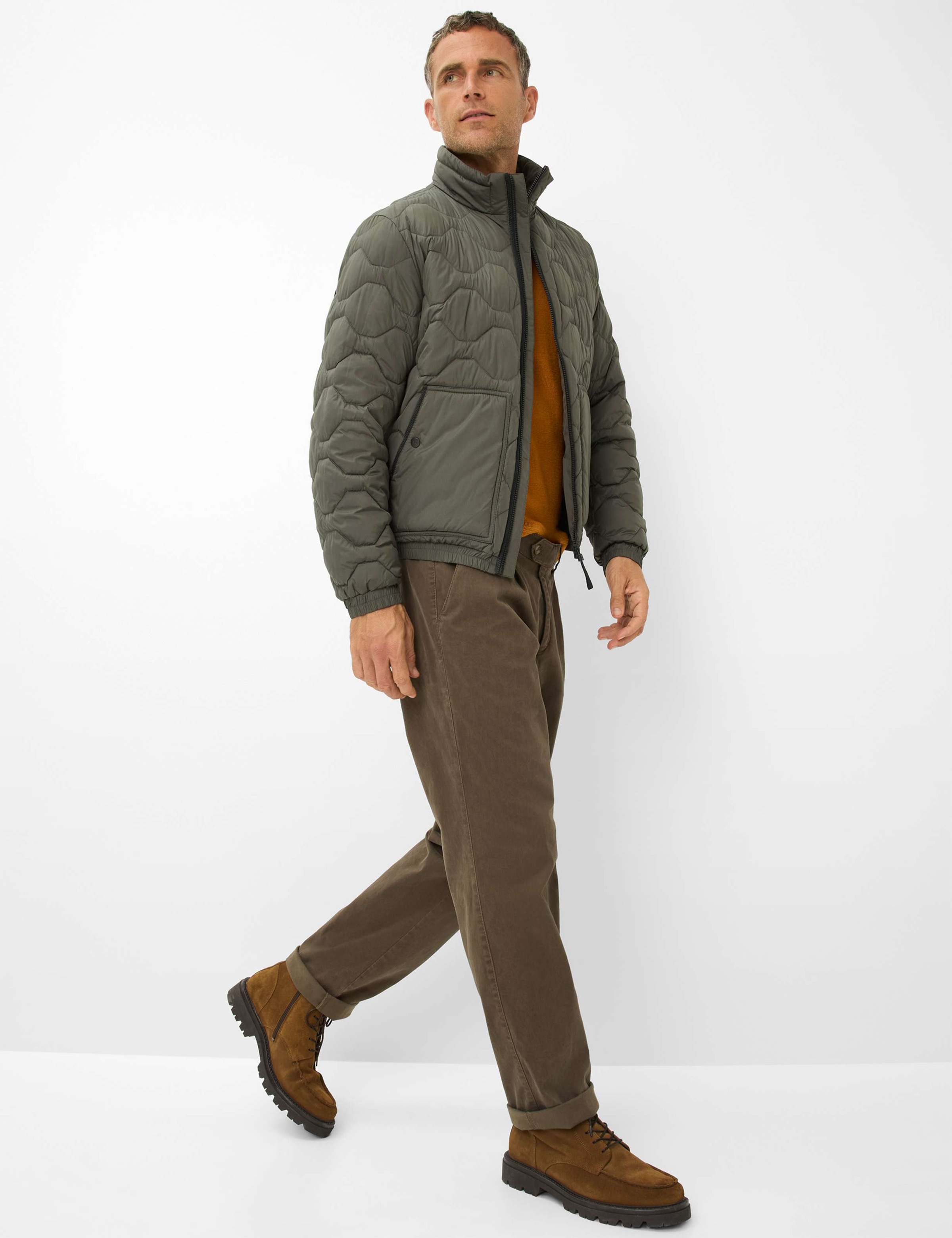 EUREX by BRAX Bundfaltenhose »Style LUIS«