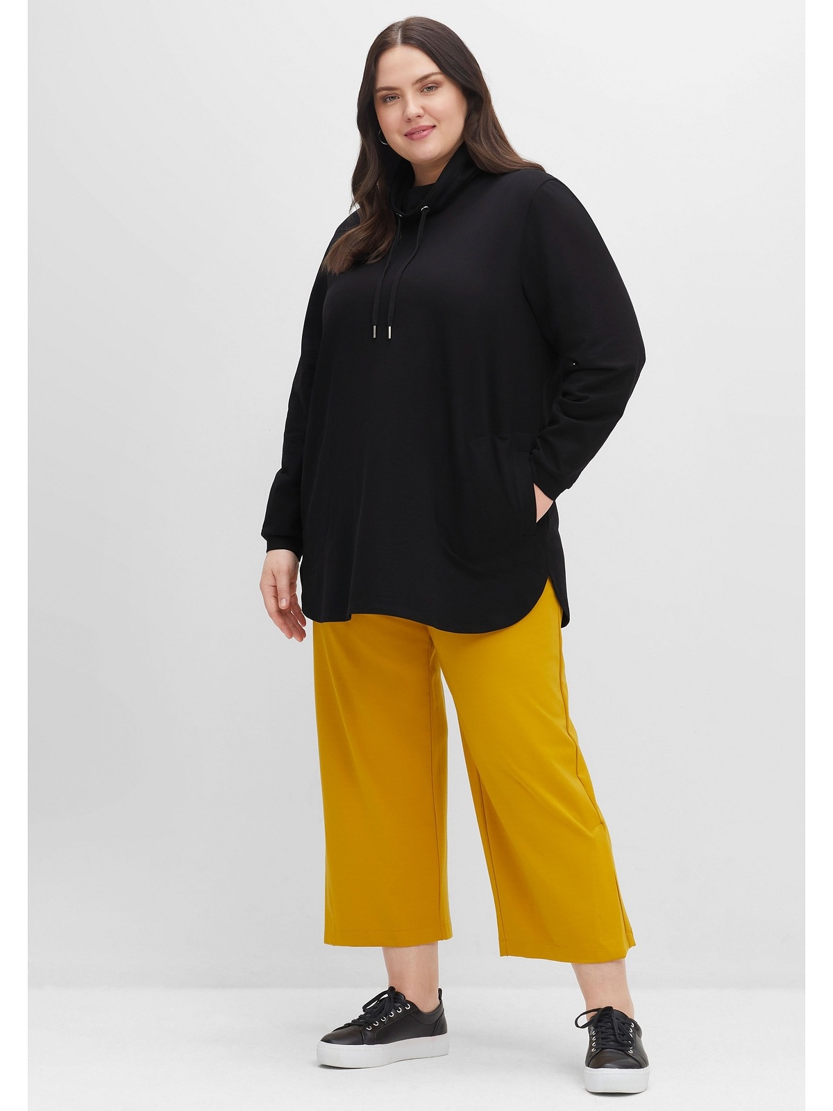 Sheego Sweatshirt »Große Größen«, mit hohem Kragen und Tunnelzug