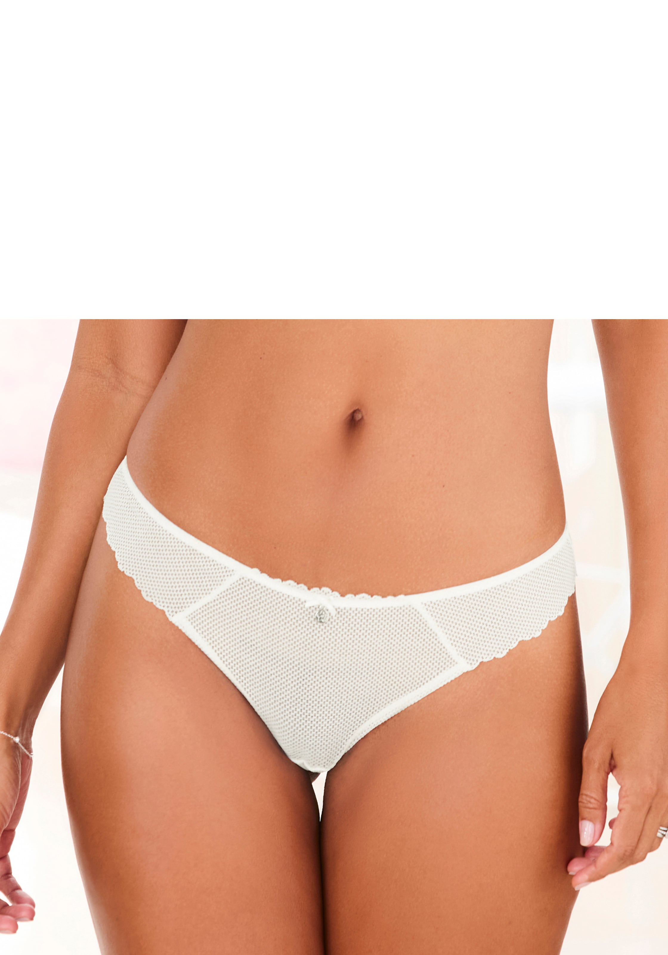 Vivance String aus Netzspitze in transparenter Optik