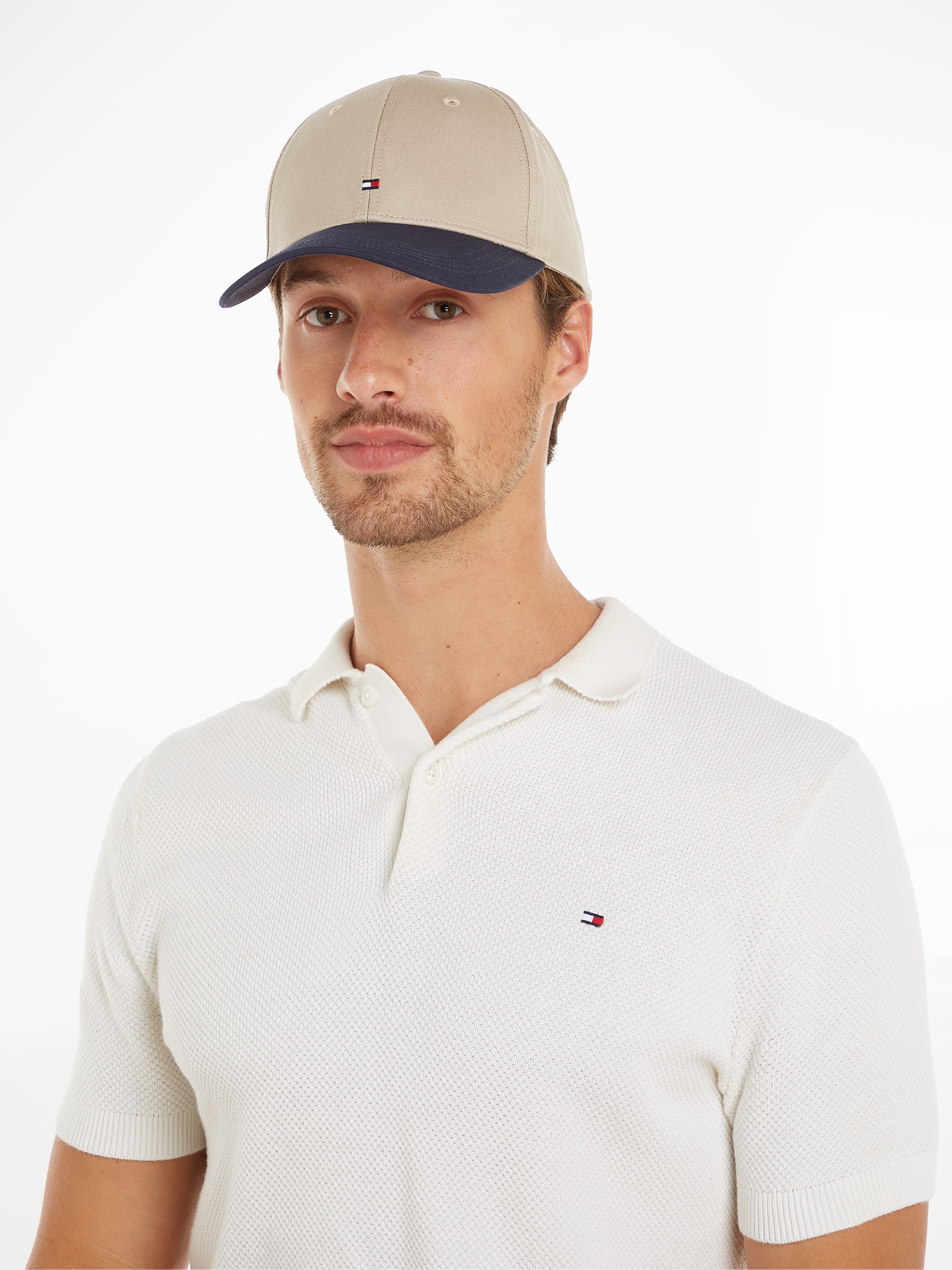 Tommy Hilfiger Baseball Cap »TH FLAG COTTON 6 PANEL CAP«, mit dezenter Labelflag über dem Schild