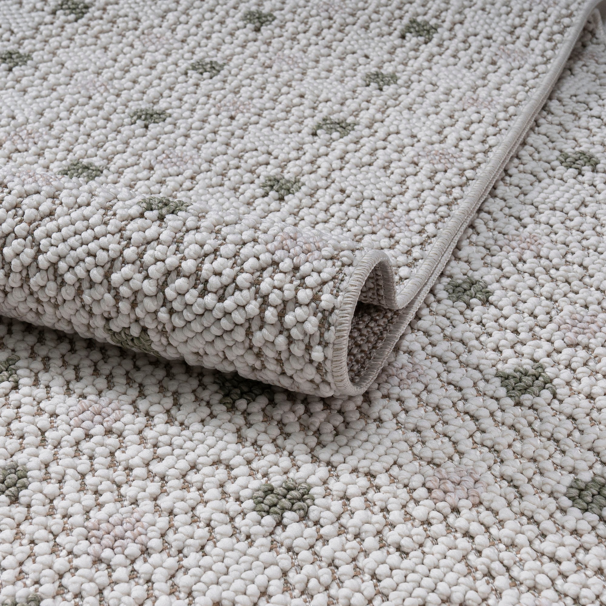 Bruno Banani Teppich »Dotty«, rechteckig, 6 mm Höhe, Woll-Optik, Hoch-Tief Struktur, In- und Outdoor geeignet, mit Fransen
