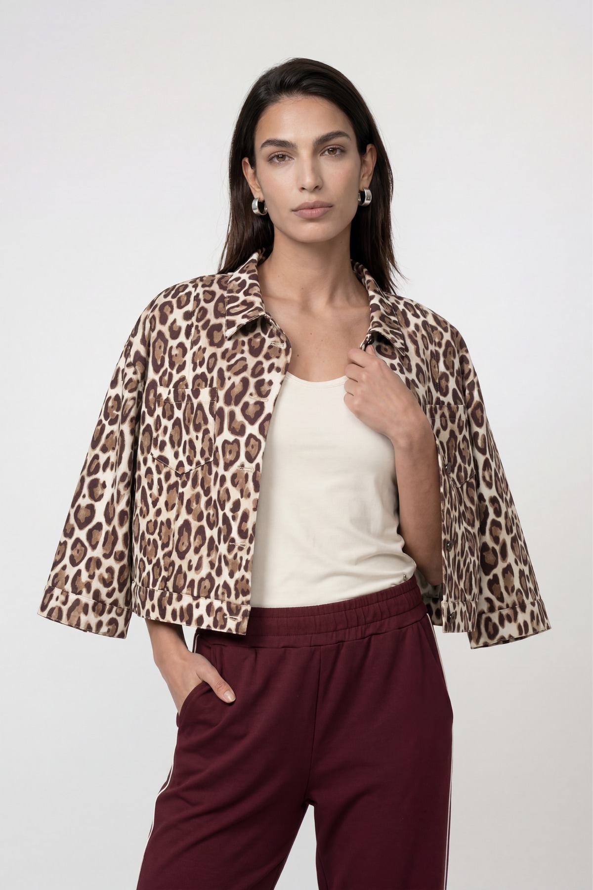 Monari Kurzjacke "Jacke Leodruck Allover" ohne Kapuze Regular fit mit Leomuster