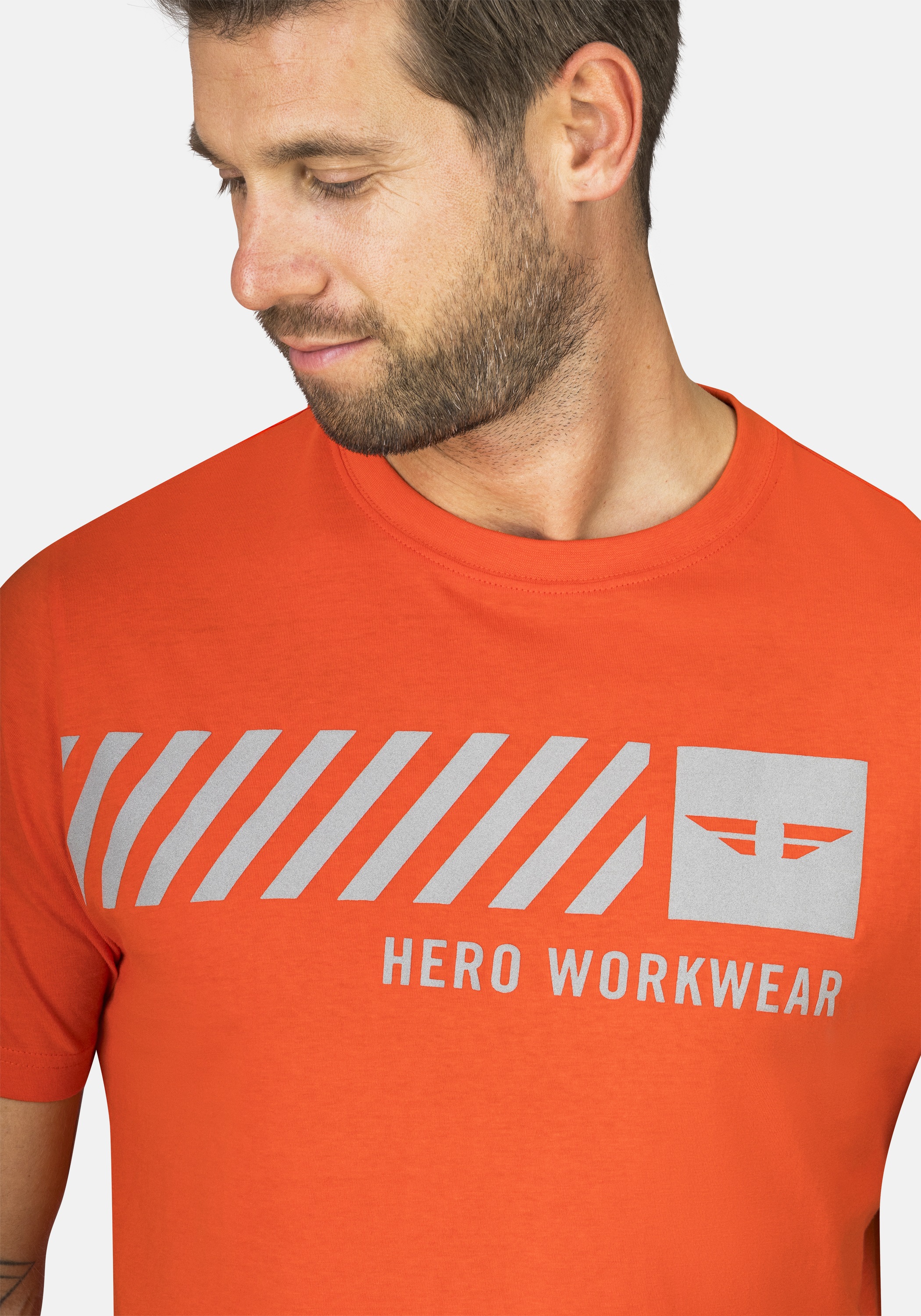 HERO by John Medoox Businessshirt »Workwear T-Shirt mit Logoprint«, T-Shirt mit Logoprint Funktionsqualitätfür Herren