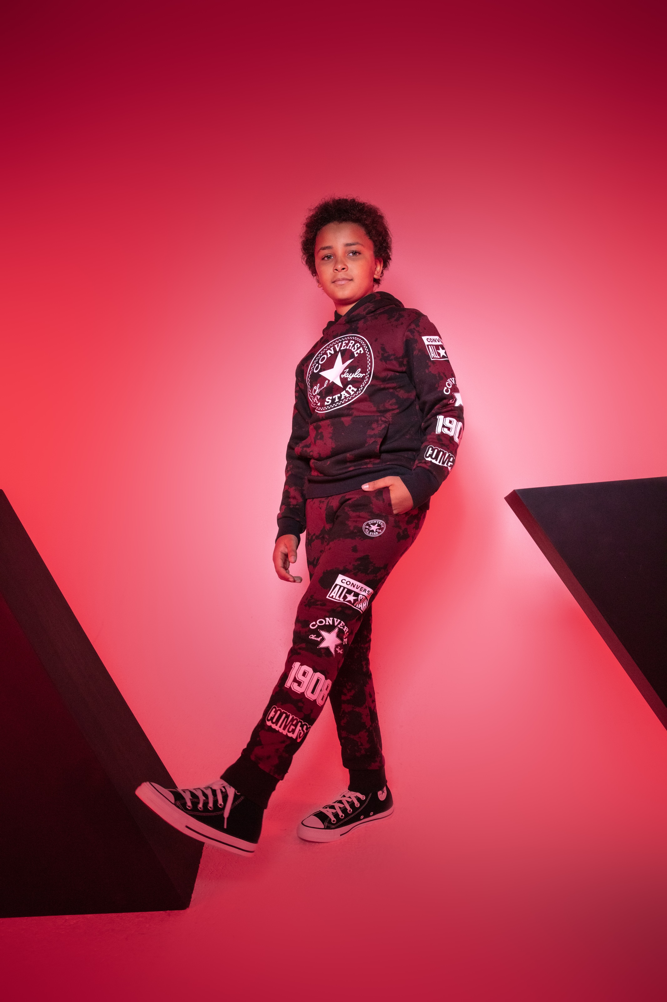 Converse T-Shirt »CNVBN CHUCK PATCH TEE« für Kinder, mit kurzen Ärmeln, aus Baumwolle, in normaler Passform