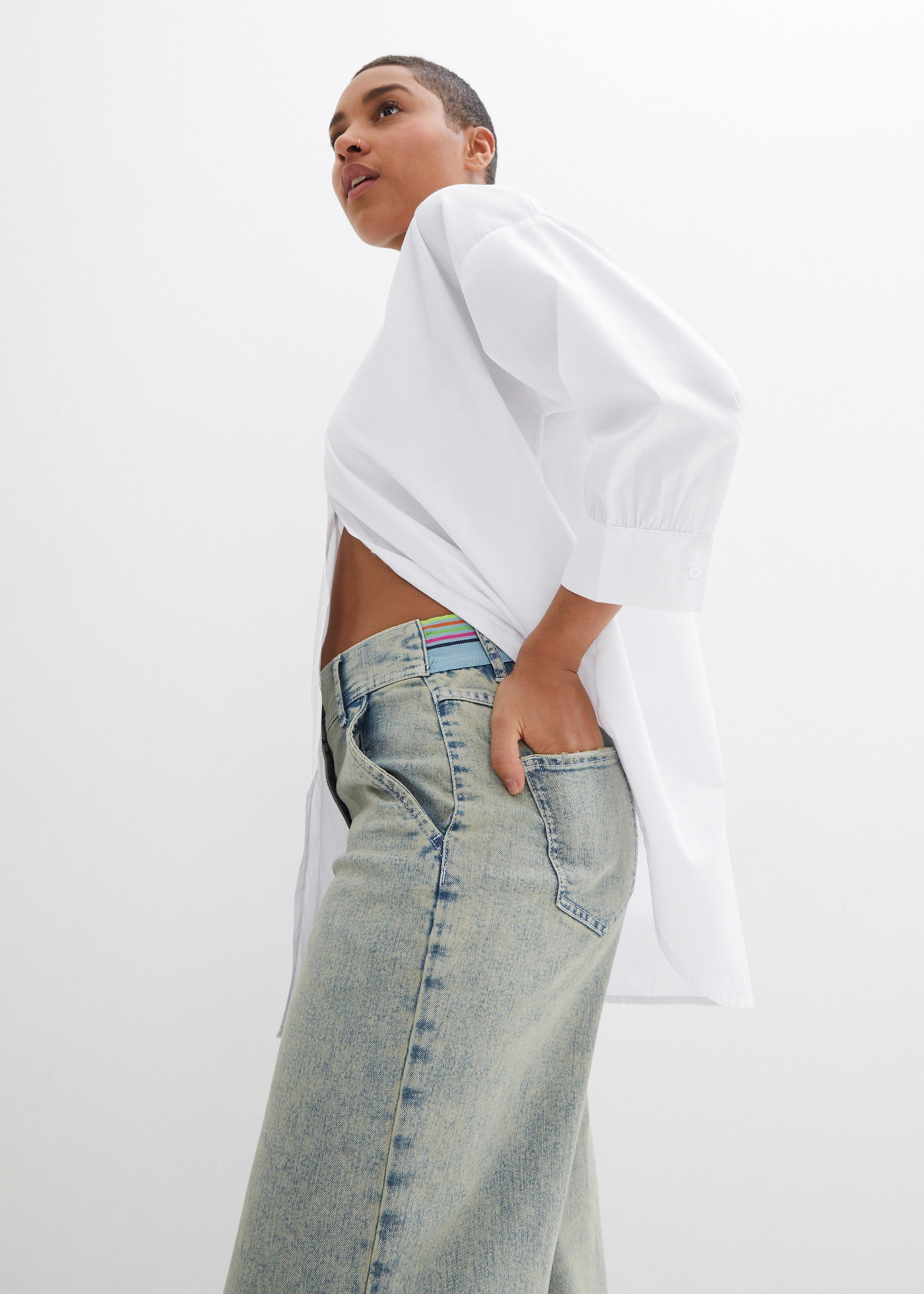 bonprix Boyfriend-Jeans weites Bein, Loose Fit, mit bequemem Gummi am hinteren Bund