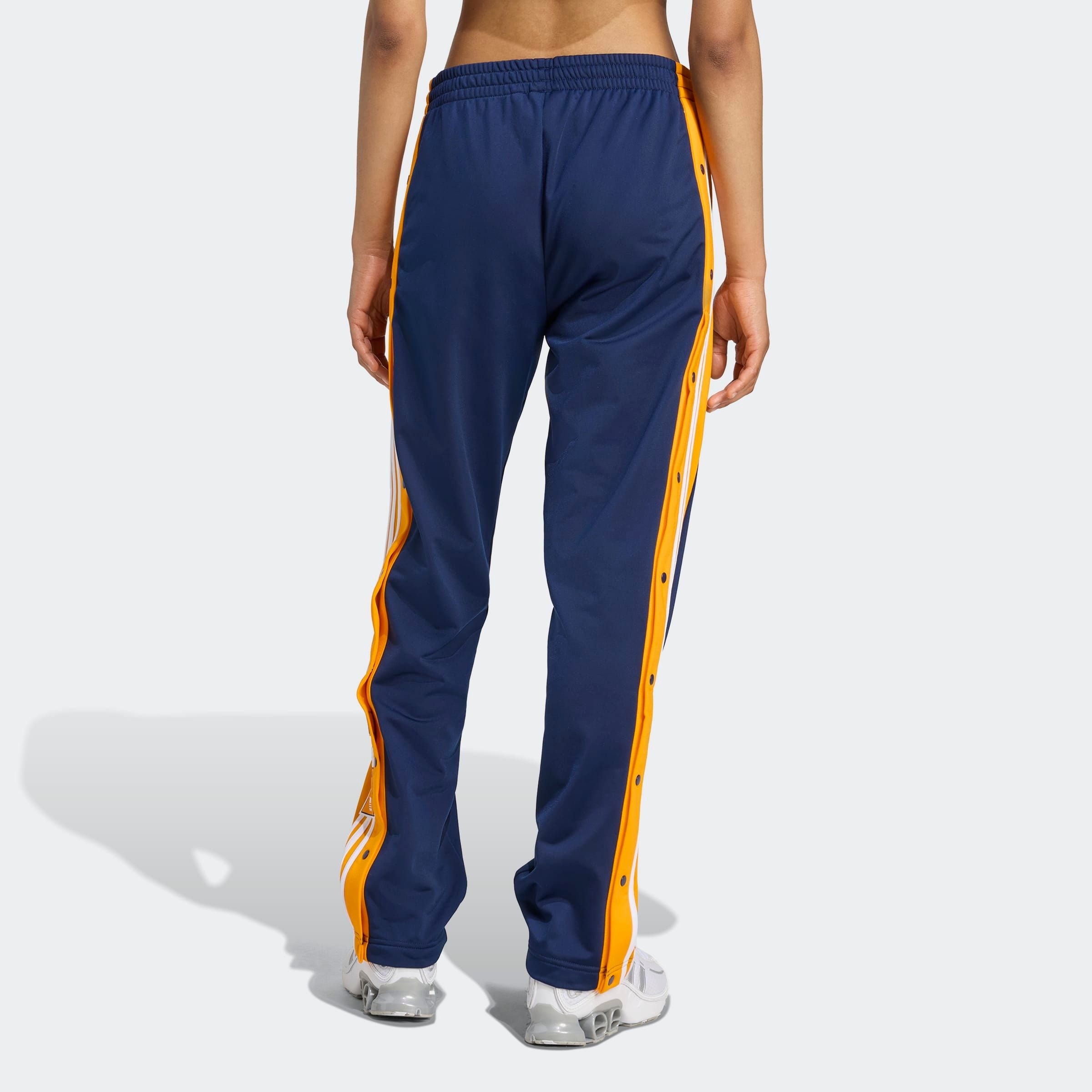 adidas Originals Sporthose "ADIBREAK PT", (1 tlg.), Knopfhose, Knopfleiste günstig online kaufen