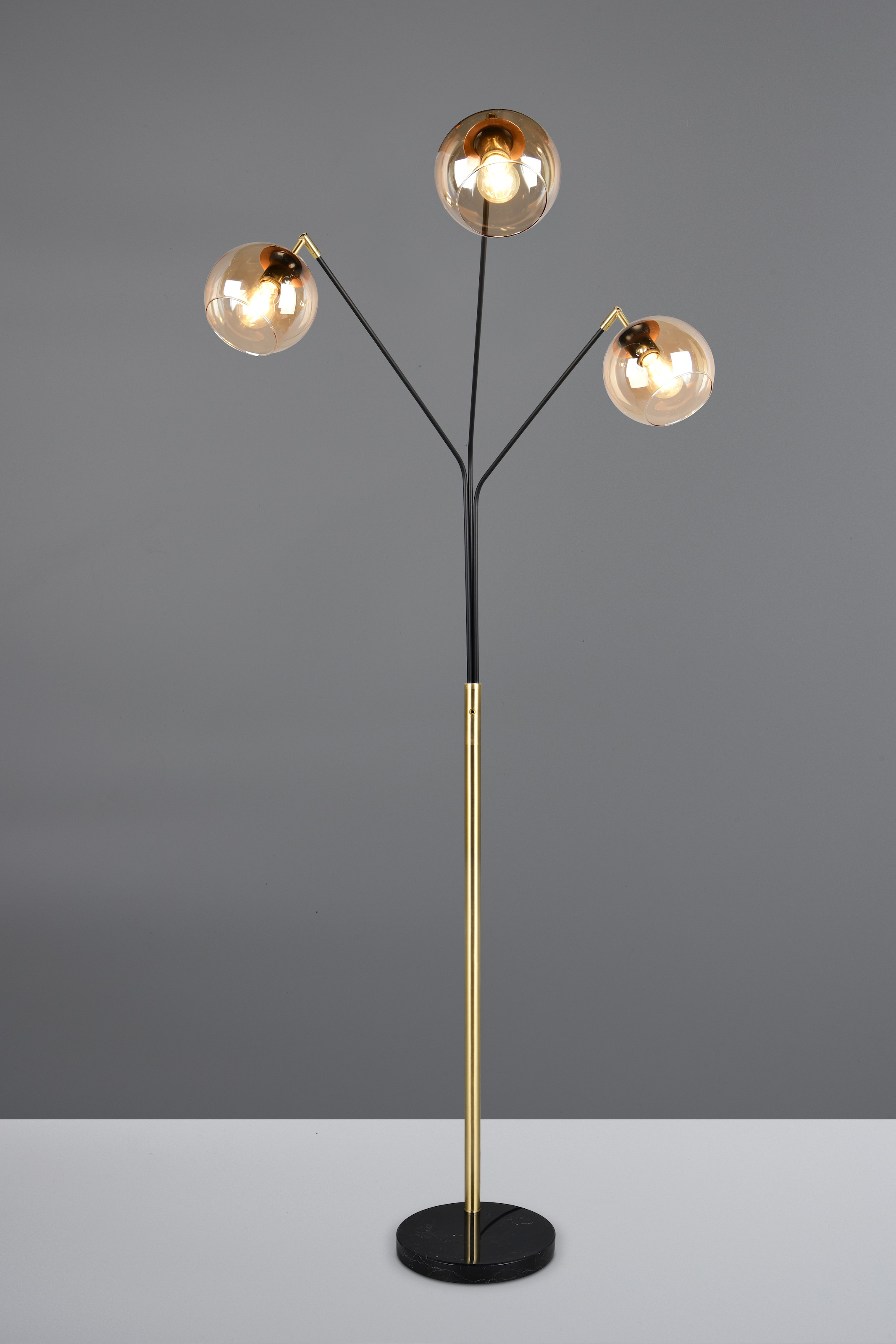 TRIO Leuchten Stehlampe »PAXTON, dreiflammige Stehleuchte, Glas Lampenschirme, Arme verstellbar«, 3 flammig, Leuchtmittel E27 | Leuchtmittel wechselbar, exkl. 3x E27 max 10W, Höhe 200cm Breite 67cm, Kippschalter, 2m Kabel