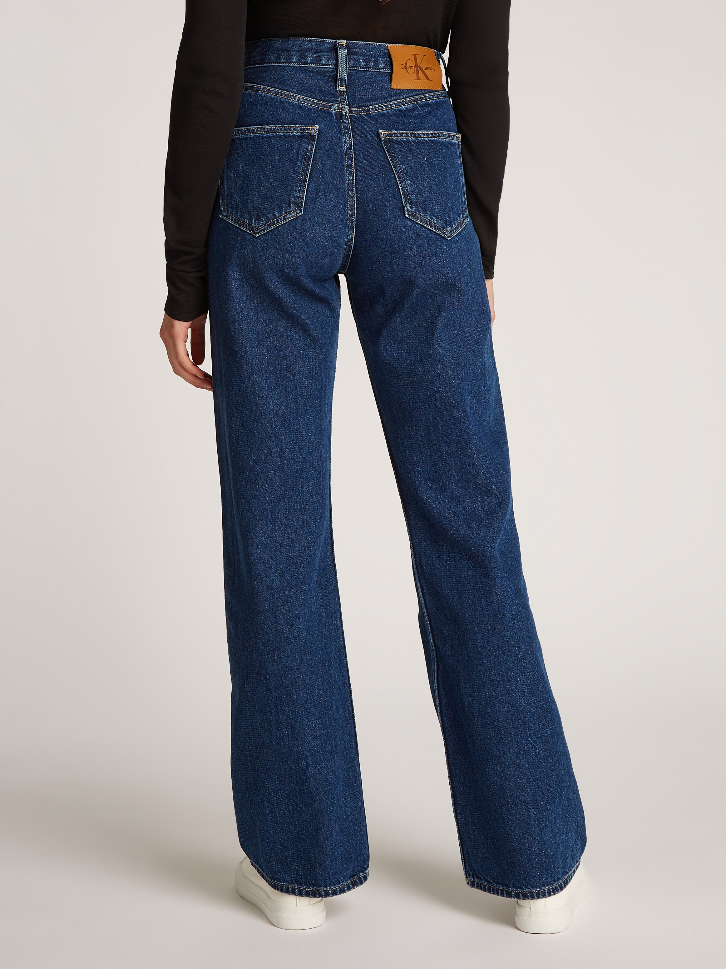 Calvin Klein Jeans Bootcut-Jeans »AUTHENTIC BOOTCUT«, mit stoned wash Optik, mit Coinpocket