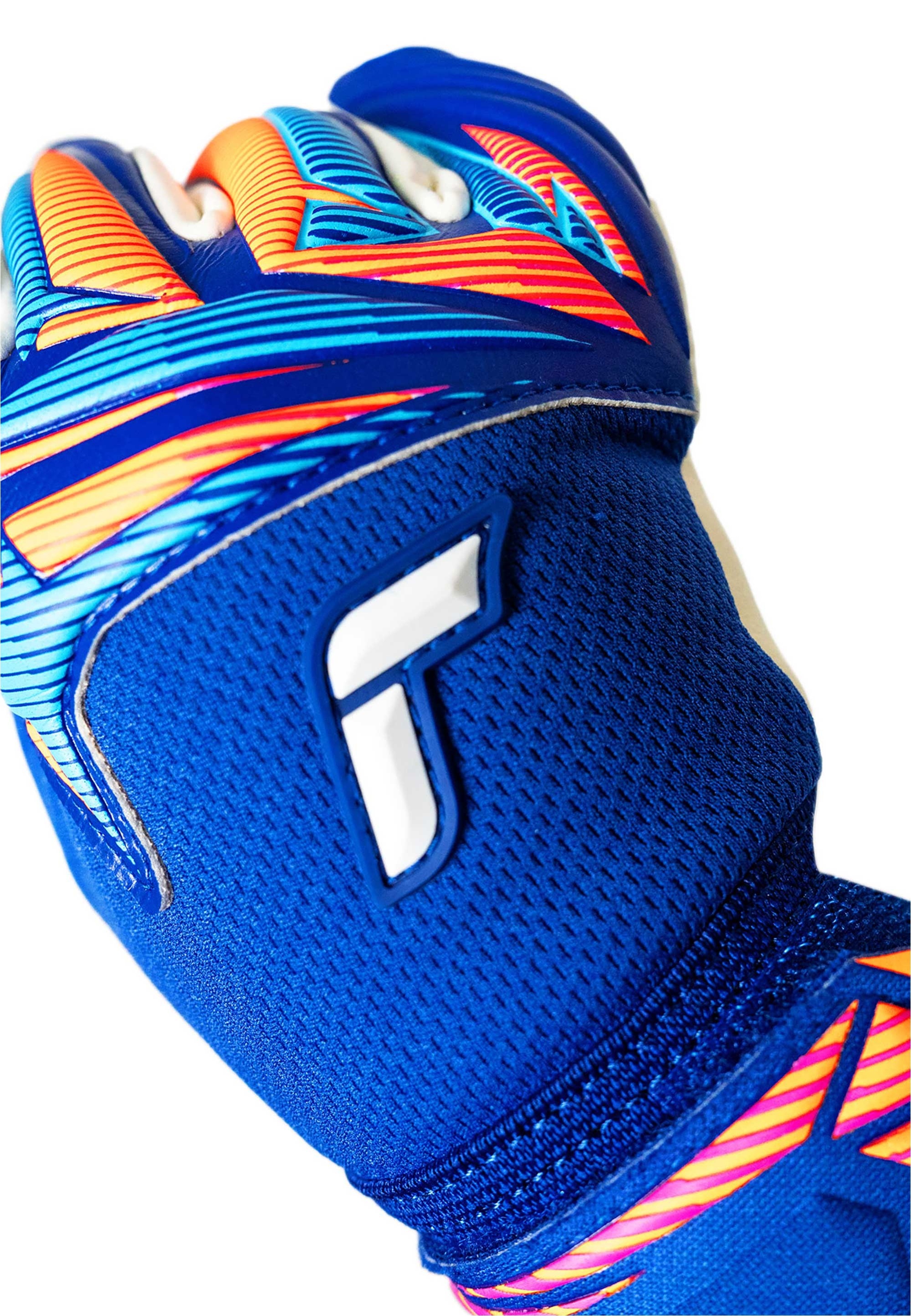 Reusch Torwarthandschuhe »Attrakt Gold X NC Junior Profi« mit atmungsaktiven Mesh-Einsätzen