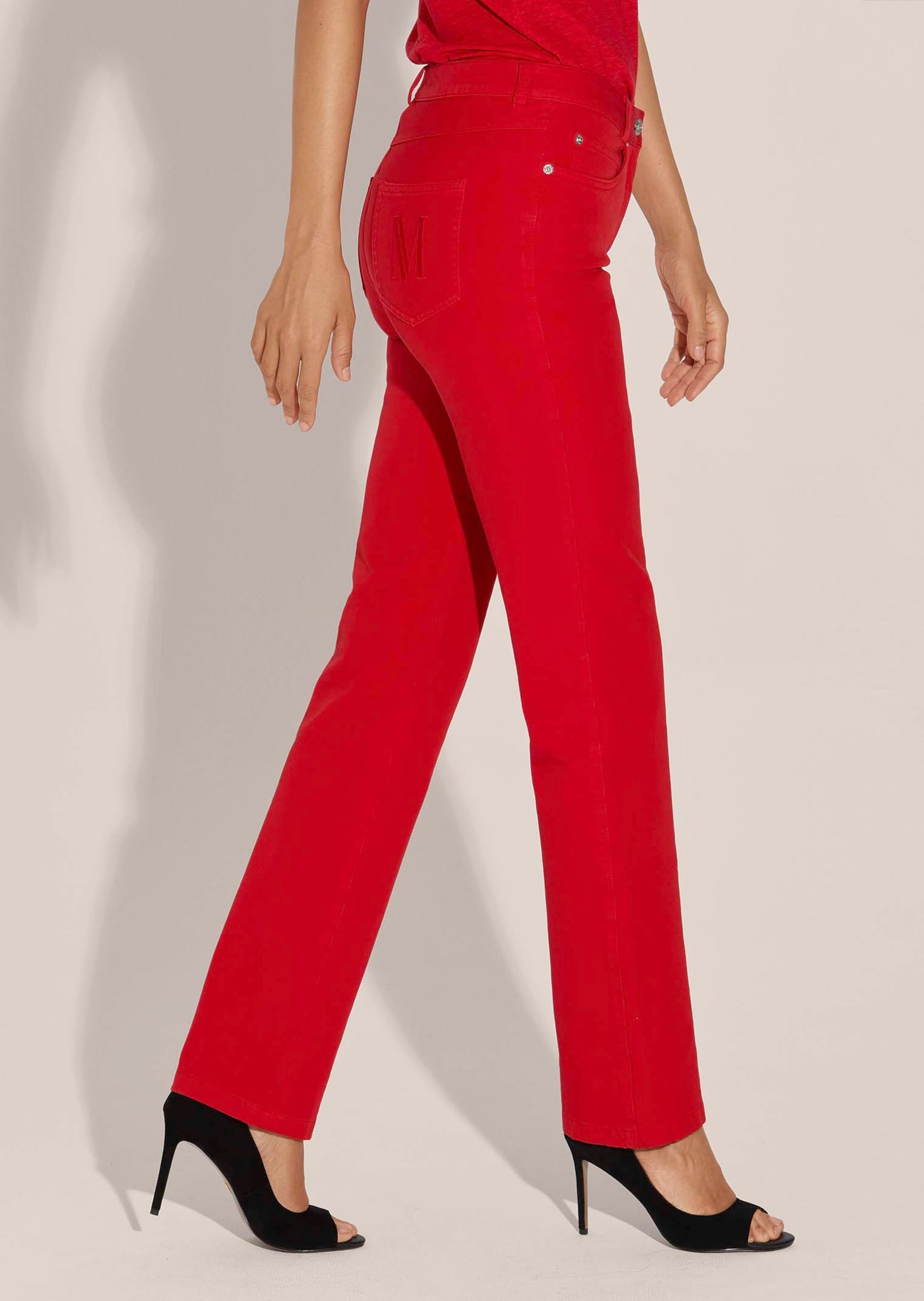 MADELEINE Regular-fit-Jeans »Denimhose Schmale Jeans im Five-Pocket-Style« Mit "M"-Stickerei auf der Gesäßtasche