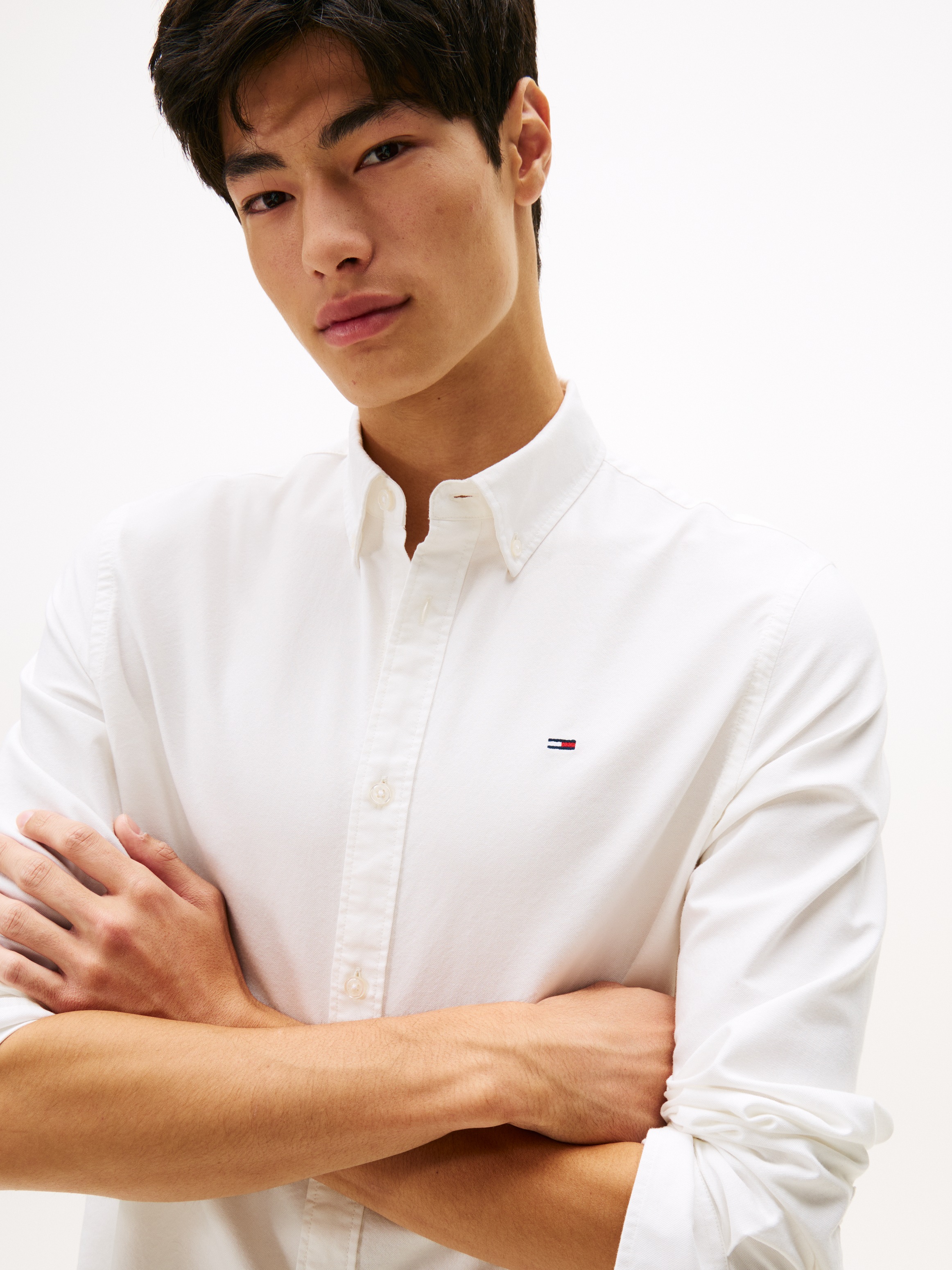 Tommy Jeans Langarmhemd "TJM REGULAR OXFORD" Mit Rundhalsausschnitt, Button günstig online kaufen