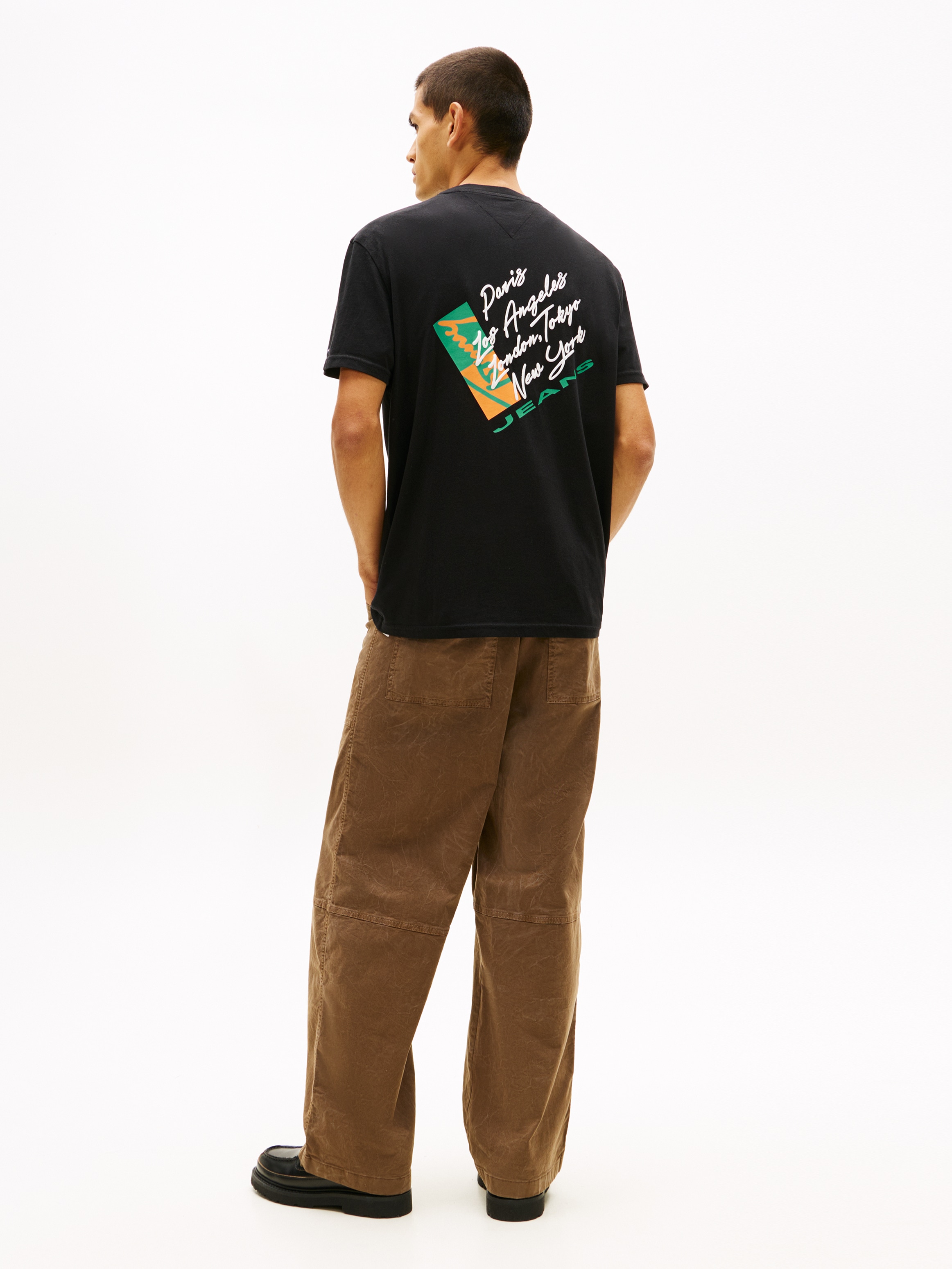 Tommy Jeans T-Shirt »TJM REGULAR FIT SIGN SHIFT« mit Tommy-Logo hinten, Jersey