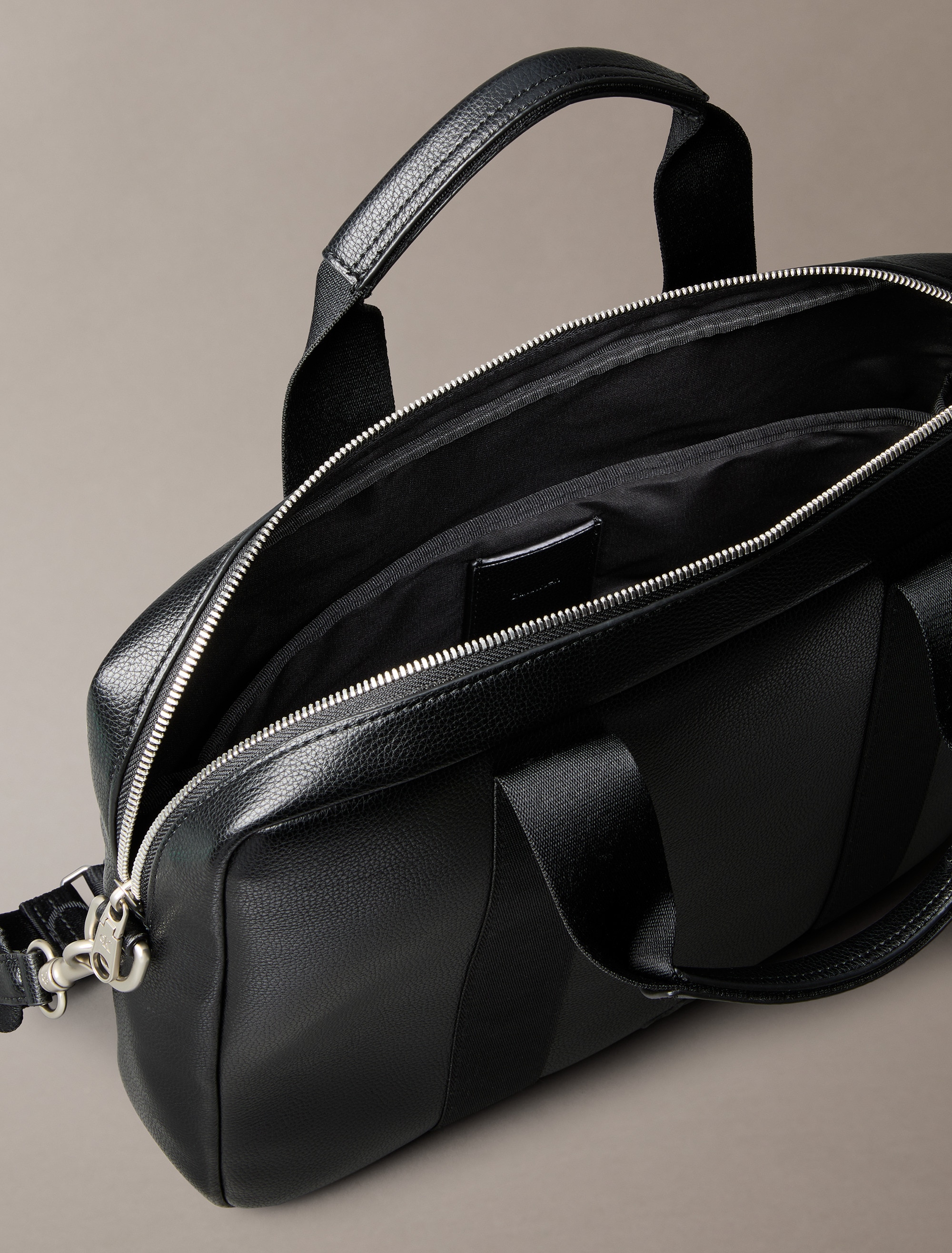 Calvin Klein Laptoptasche »WEBBING STRAP LAPTOP BAG« Unisex Geschäftstasche, Computertasche mit CK-Schriftzug