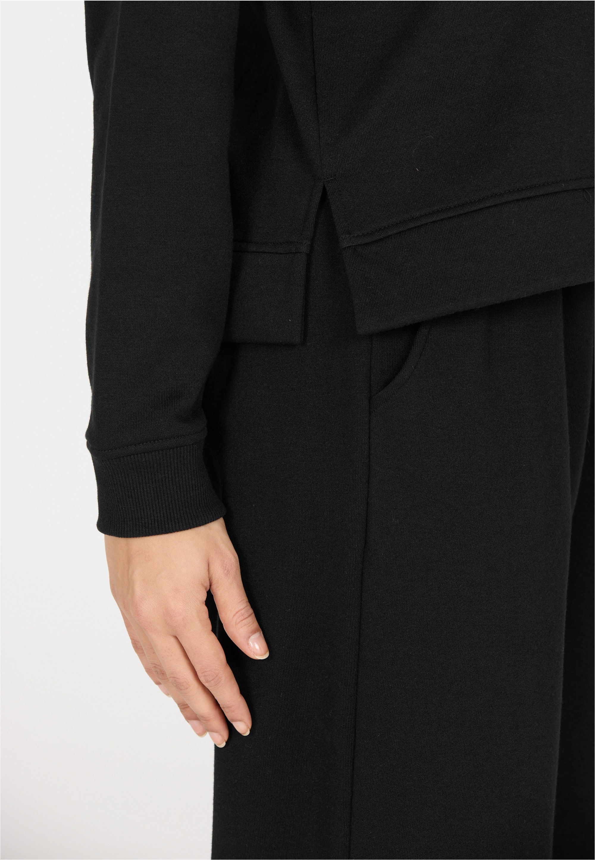 ATHLECIA Sweatshirt »Ruthie«, Aus weichem Material
