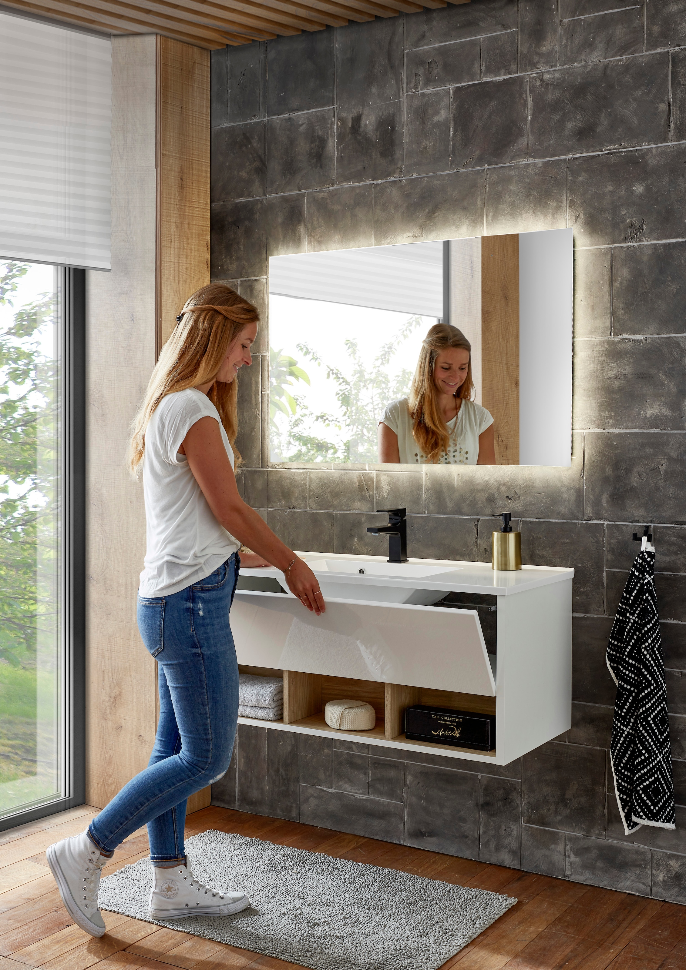 Places of Style Badmöbel-Set »Studio Line, Bad im modernen Design, 2-teiliges Badezimmer«, (2 St.), Waschtisch und Spiegel, in zwei Farben verfügbar, viel Stauraum