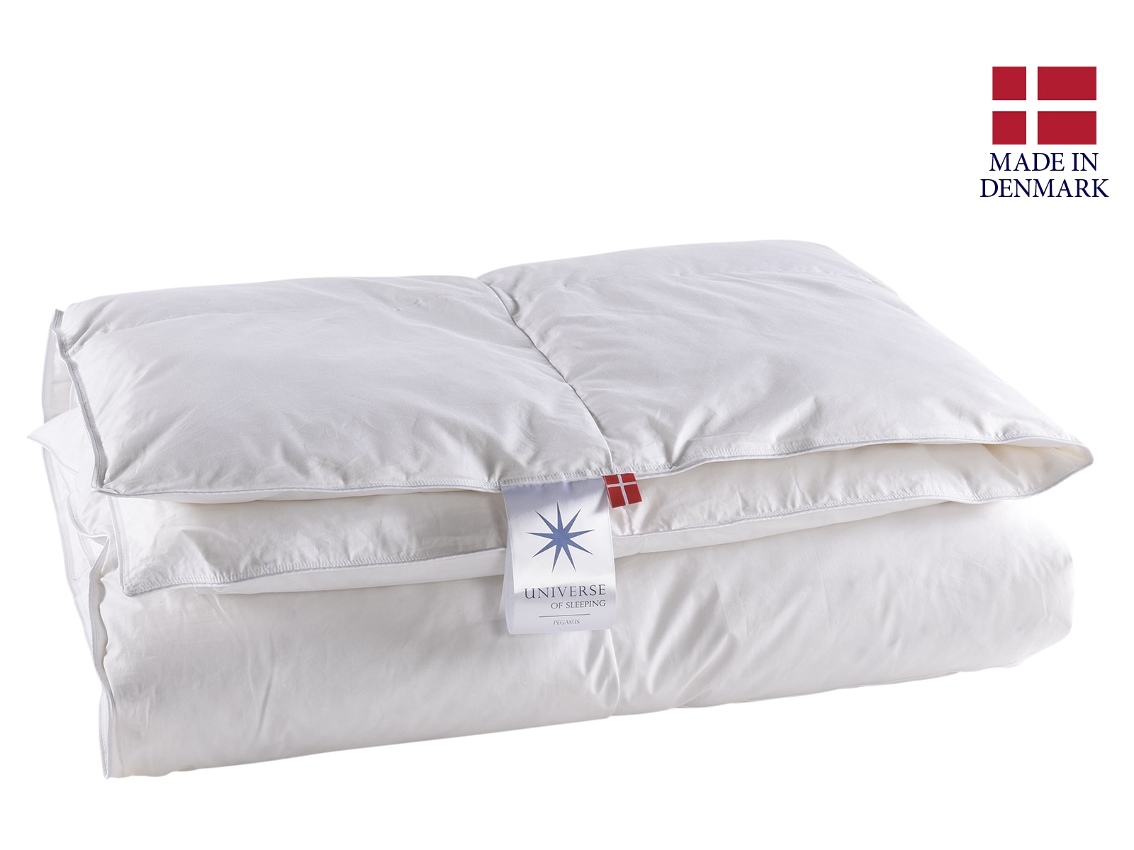 Universe of sleeping Kunstfaserbettdecke »Pegasus, pflegeleicht, Allergikergeeignet, 3 Wärmekl., Made in Denmark«, warm, Füllung Mischung aus 50% Polyesterfasern & 50% Europäische Feder-Daunenfüllung, (1 St.)